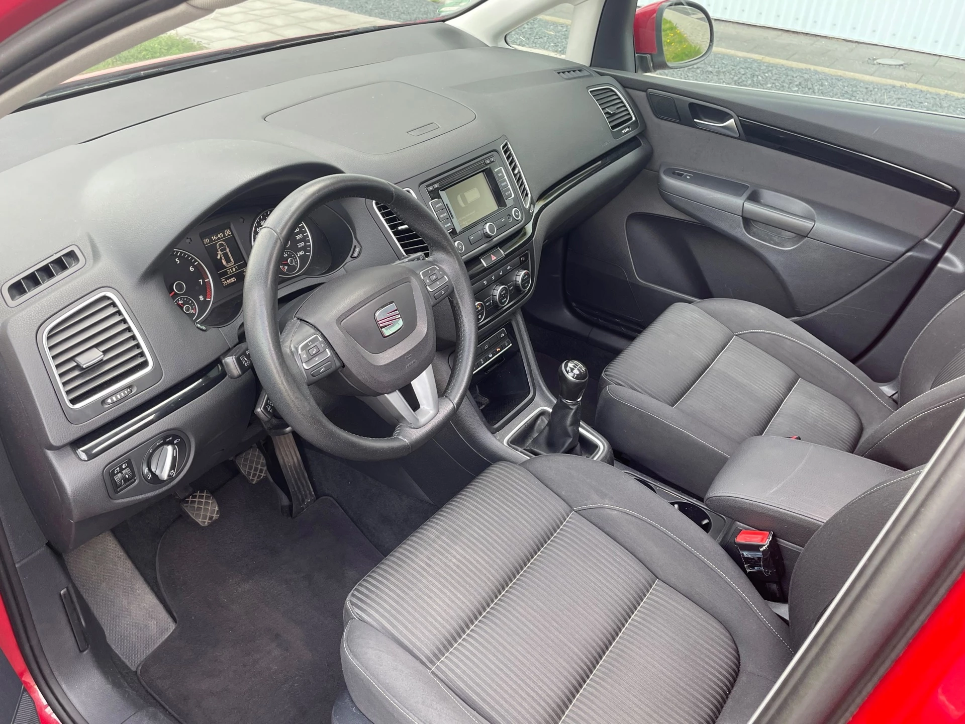 Hoofdafbeelding SEAT Alhambra