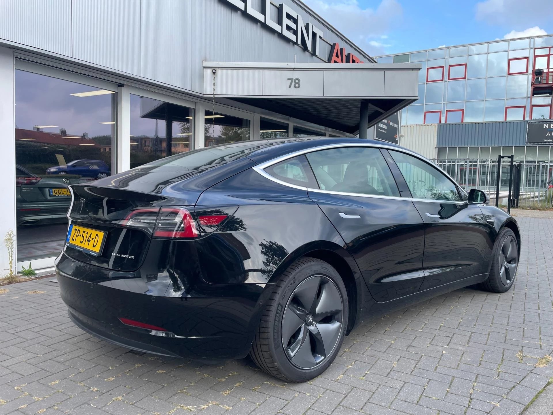 Hoofdafbeelding Tesla Model 3