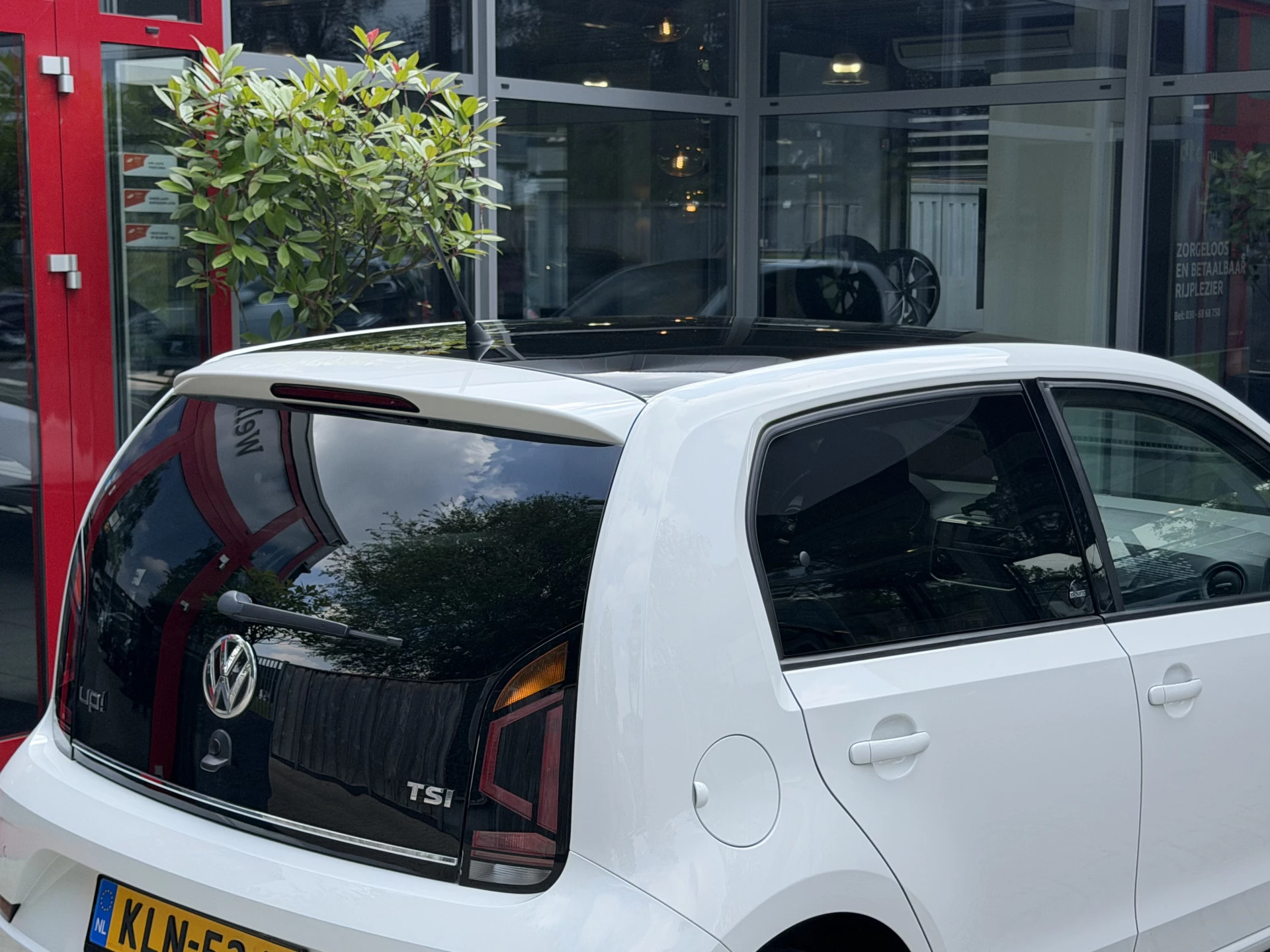 Hoofdafbeelding Volkswagen up!