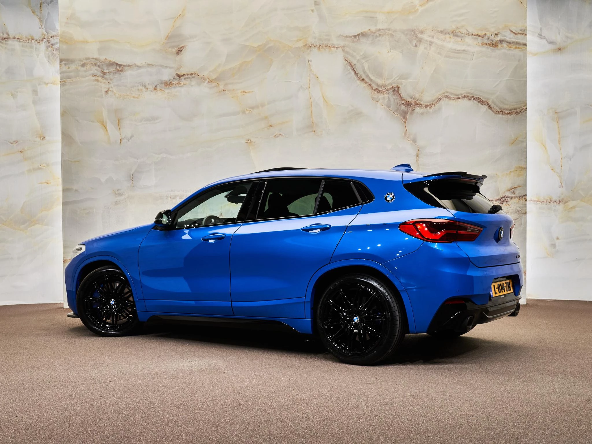 Hoofdafbeelding BMW X2