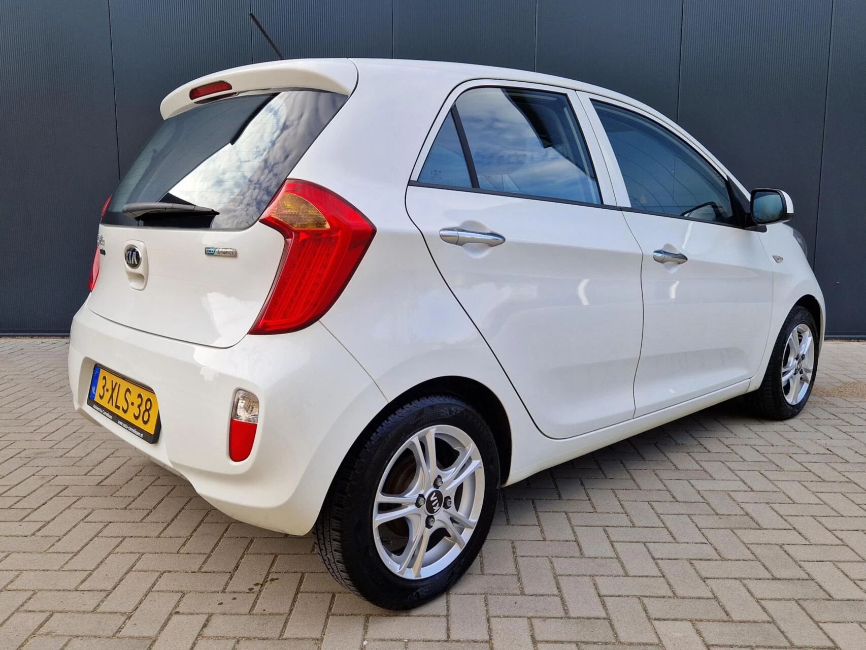 Hoofdafbeelding Kia Picanto