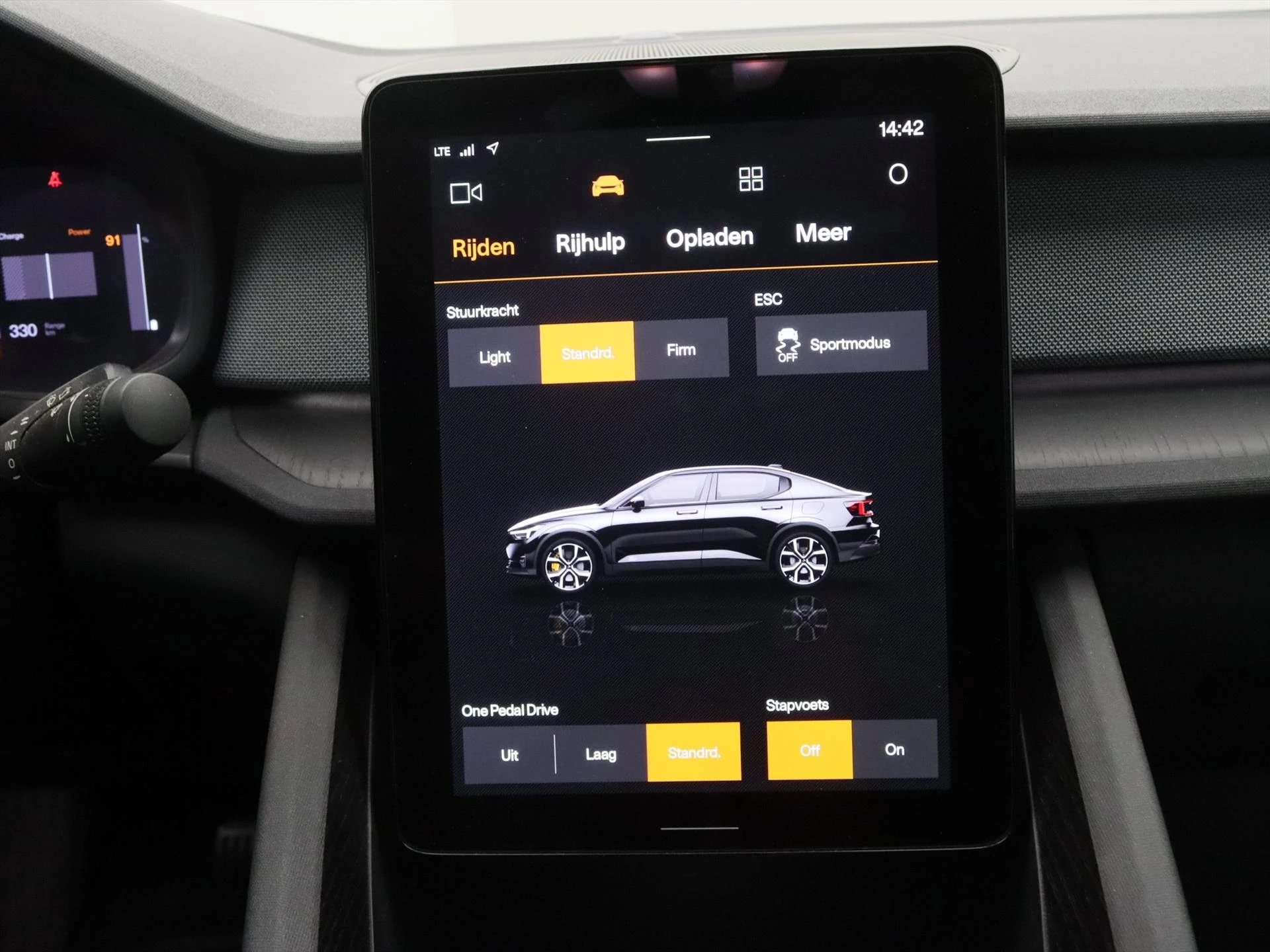 Hoofdafbeelding Polestar 2