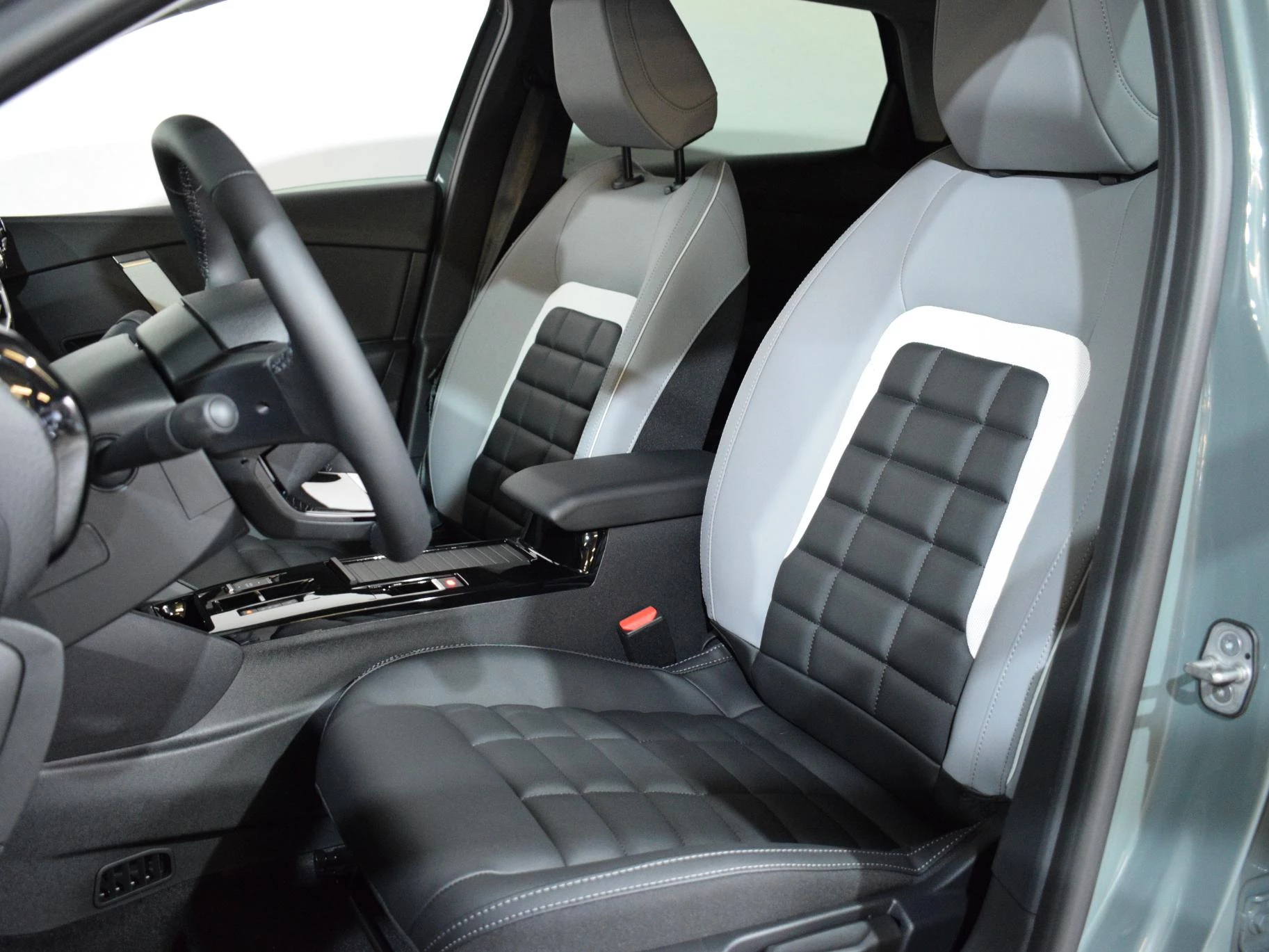 Hoofdafbeelding Citroën ë-C4