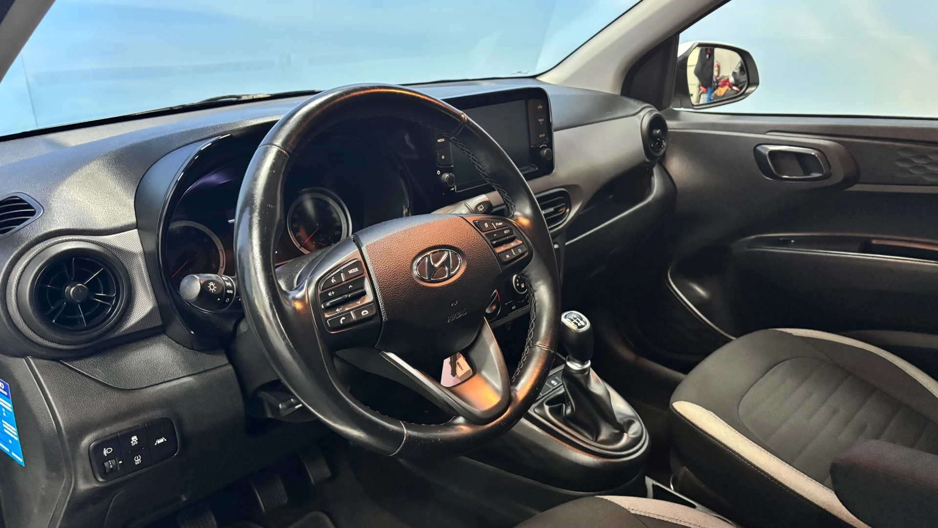 Hoofdafbeelding Hyundai i10