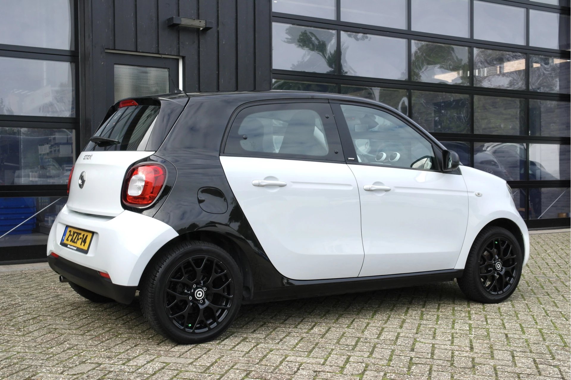 Hoofdafbeelding Smart Forfour