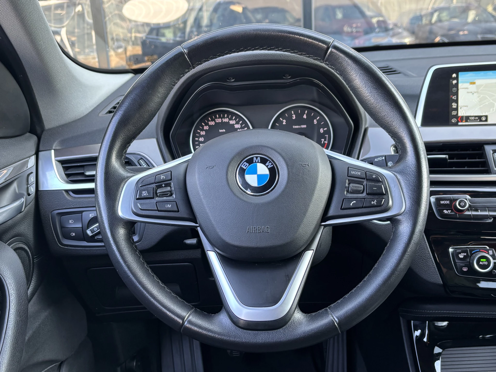 Hoofdafbeelding BMW X1
