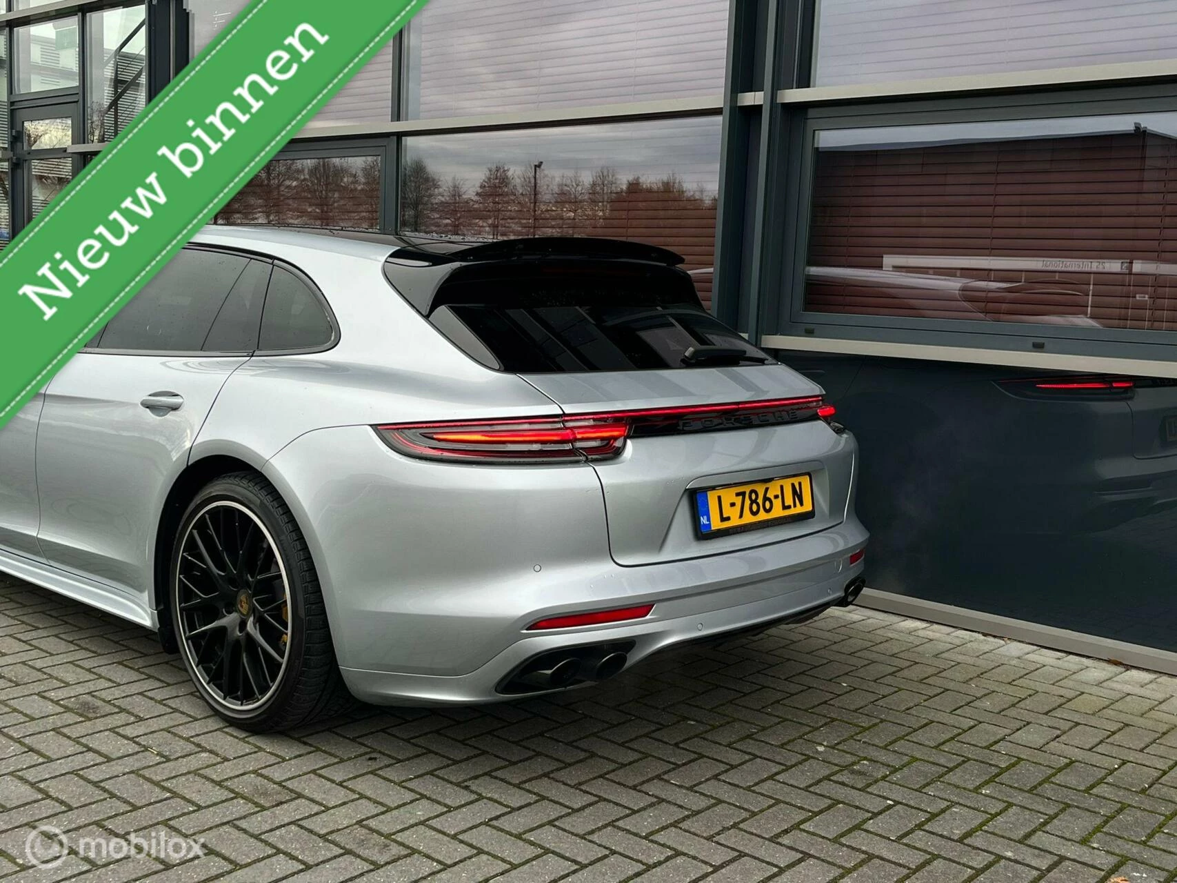 Hoofdafbeelding Porsche Panamera