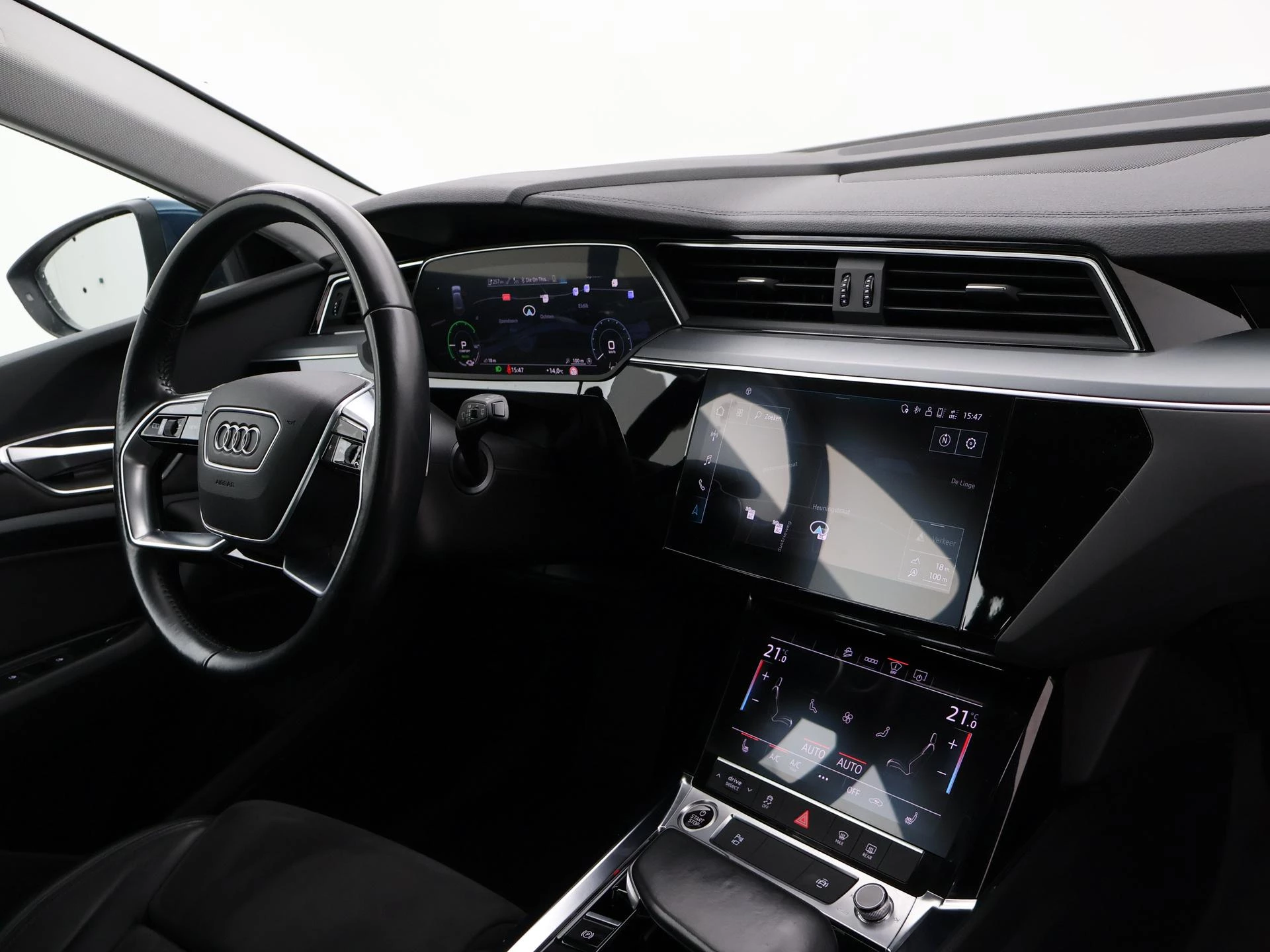 Hoofdafbeelding Audi e-tron