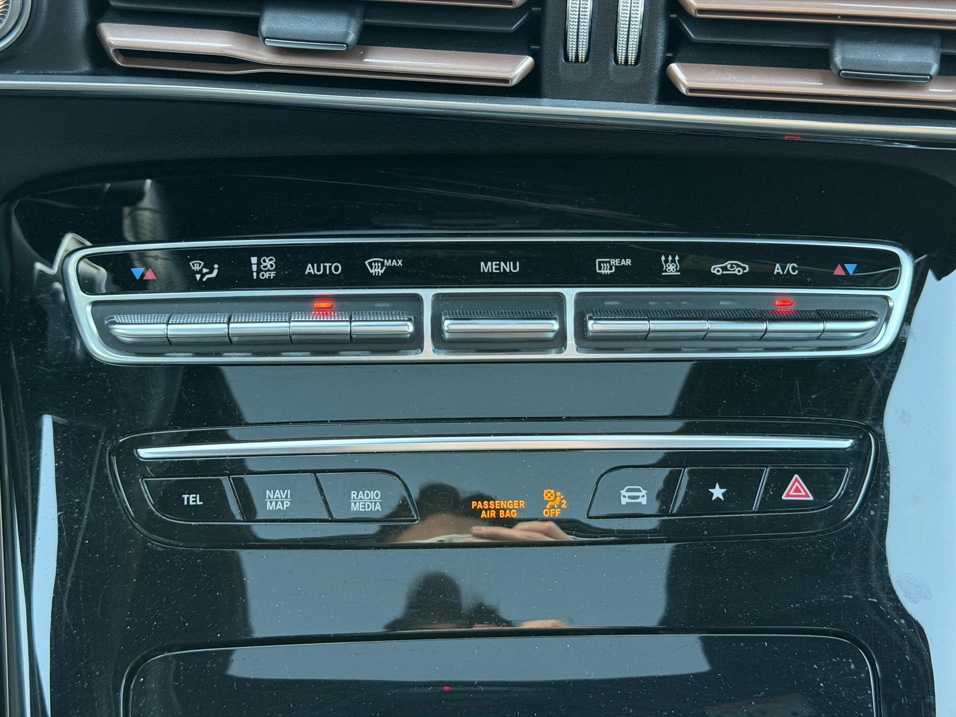 Hoofdafbeelding Mercedes-Benz EQC