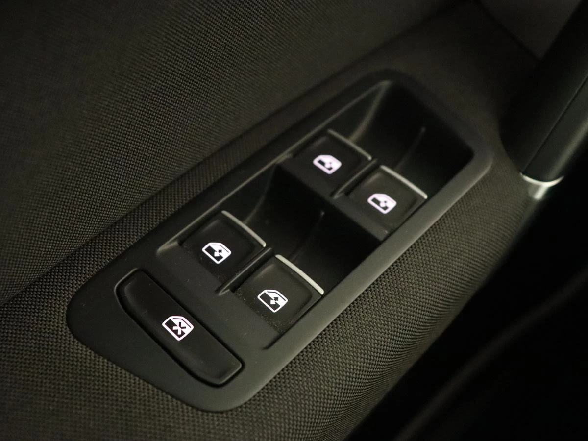 Hoofdafbeelding Volkswagen Golf Sportsvan