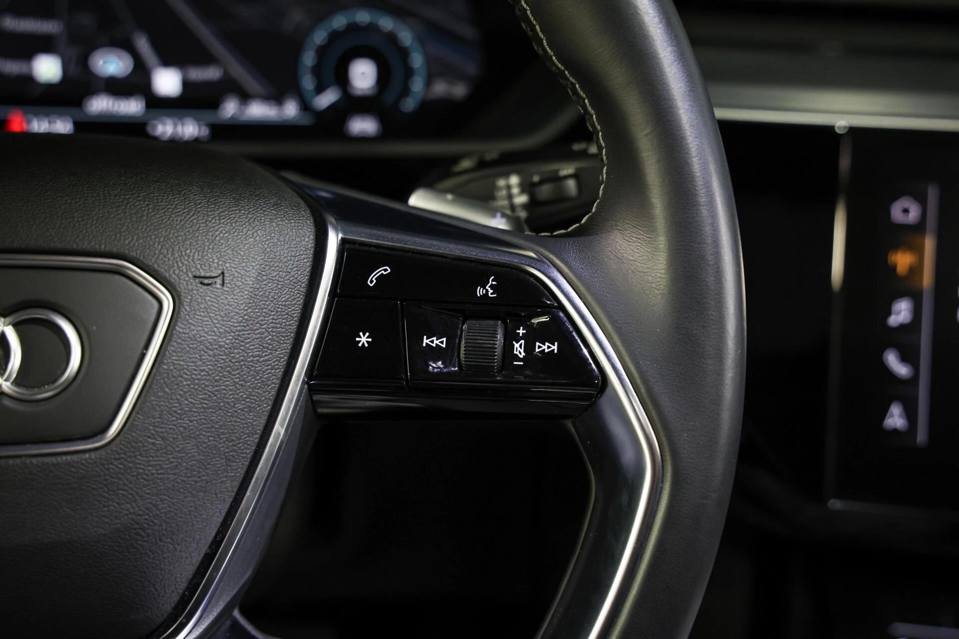 Hoofdafbeelding Audi e-tron