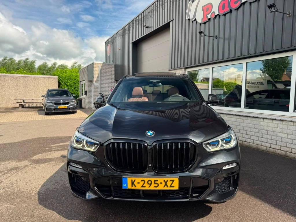 Hoofdafbeelding BMW X5