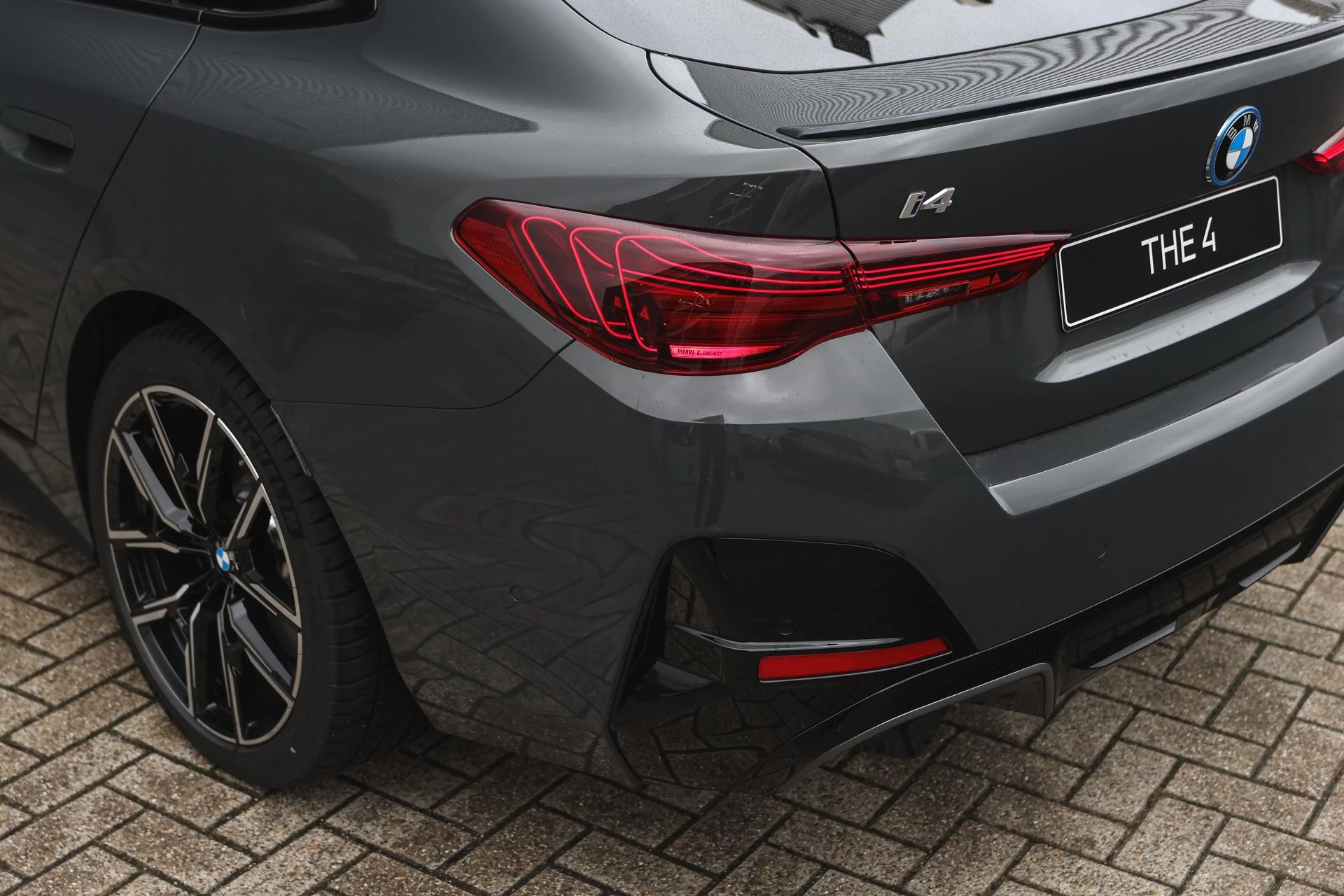 Hoofdafbeelding BMW i4