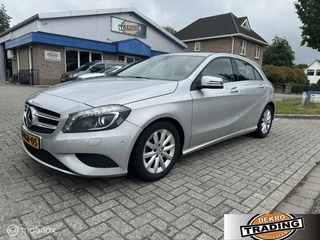 Hoofdafbeelding Mercedes-Benz A-Klasse A-klasse 180 Edition Navigatie Led verlichting sportstoelen