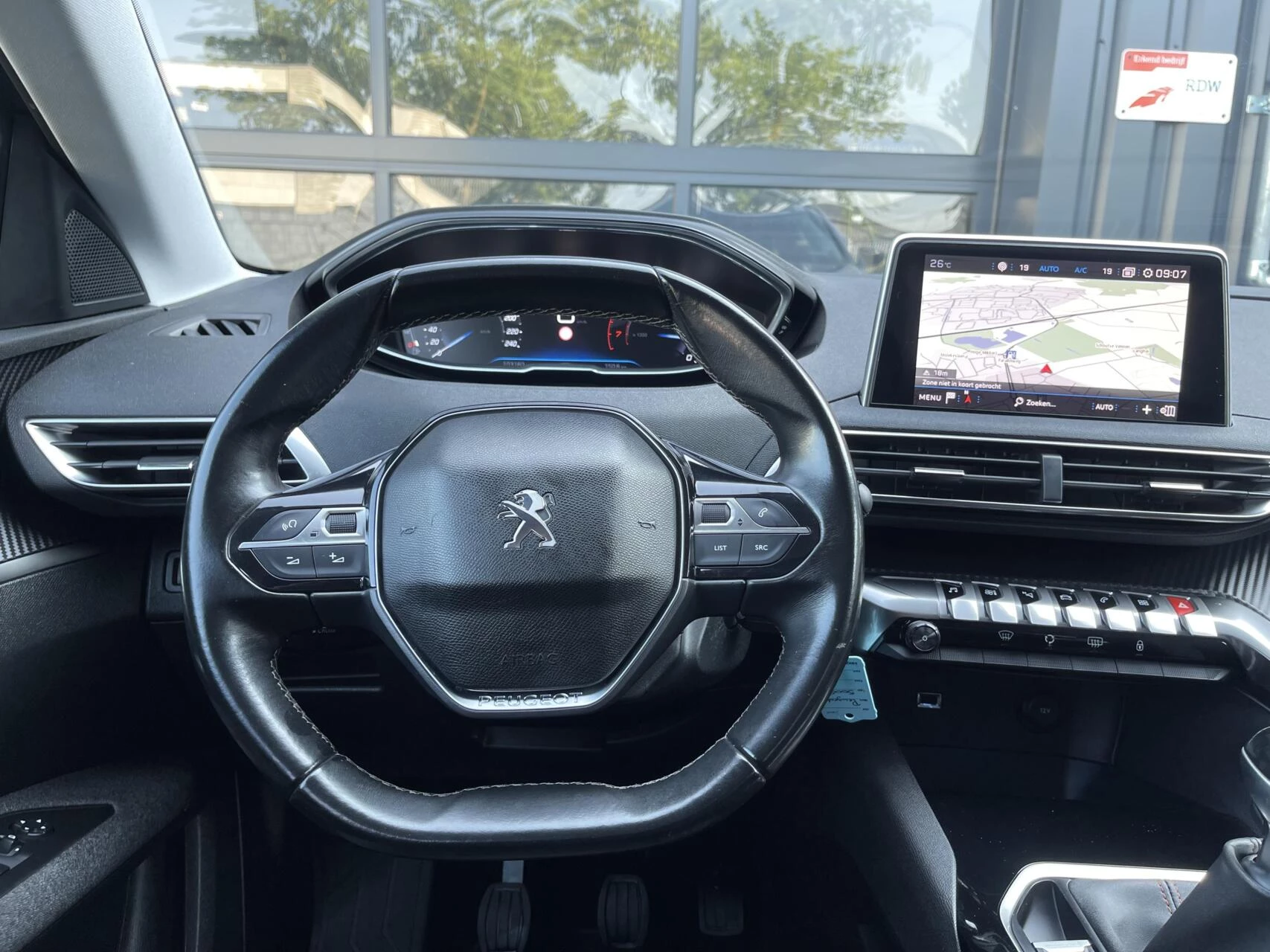 Hoofdafbeelding Peugeot 5008