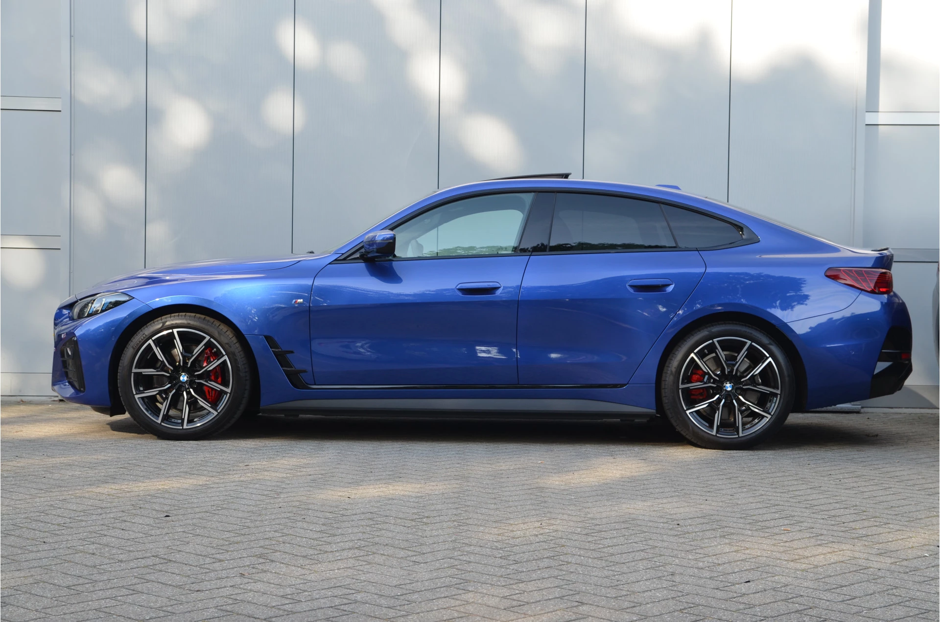 Hoofdafbeelding BMW i4