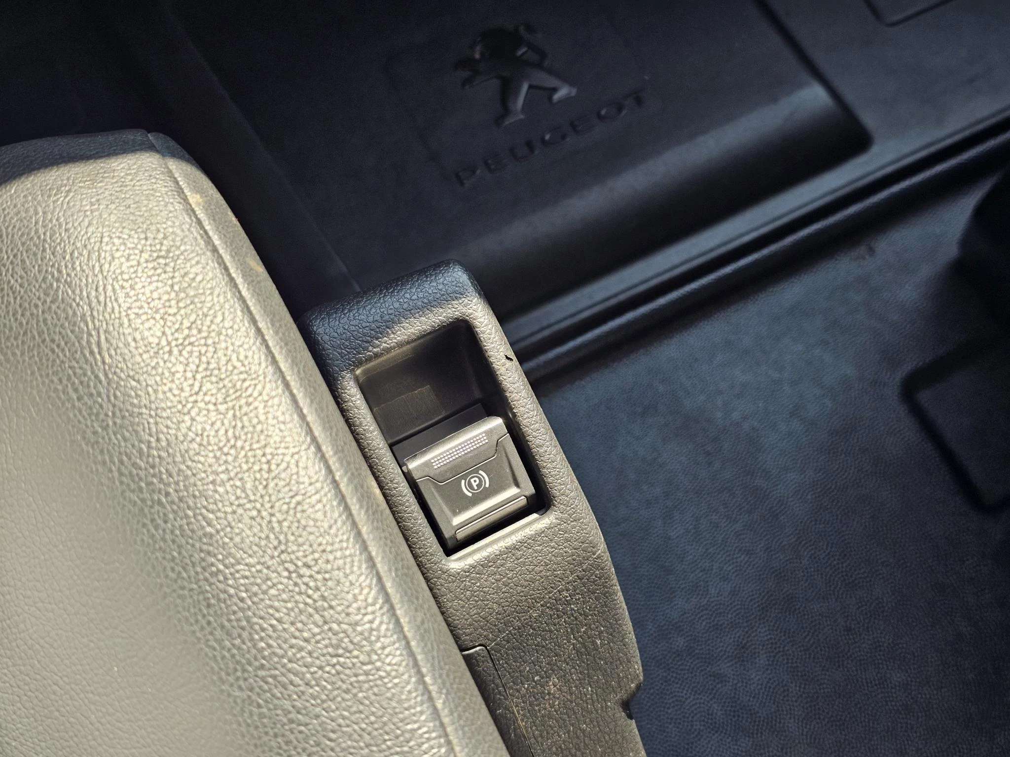 Hoofdafbeelding Peugeot e-Expert