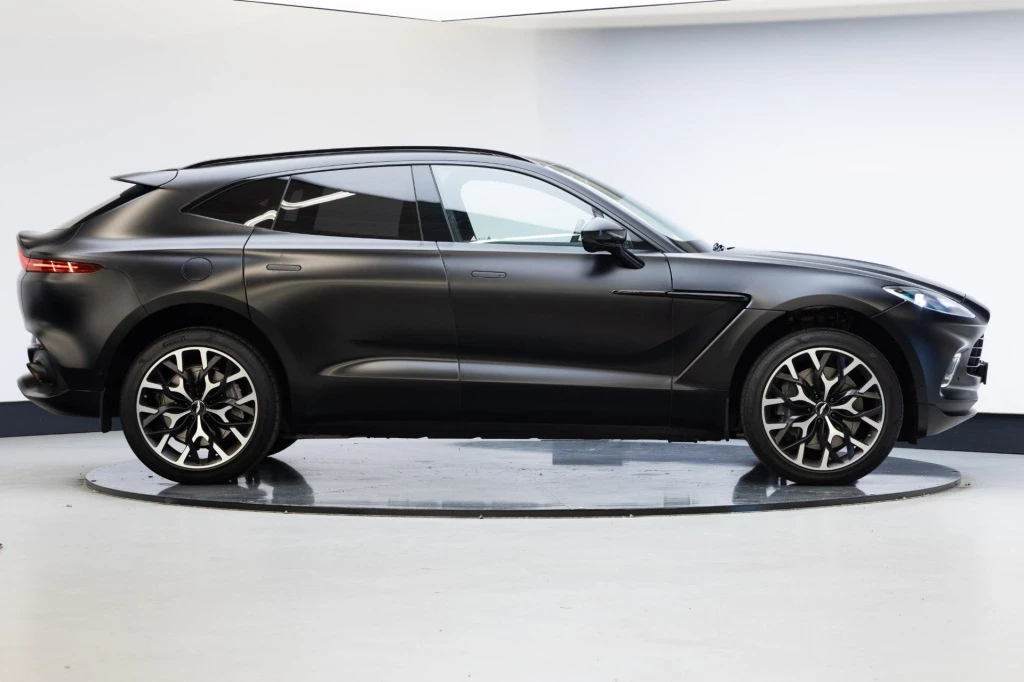 Hoofdafbeelding Aston Martin DBX