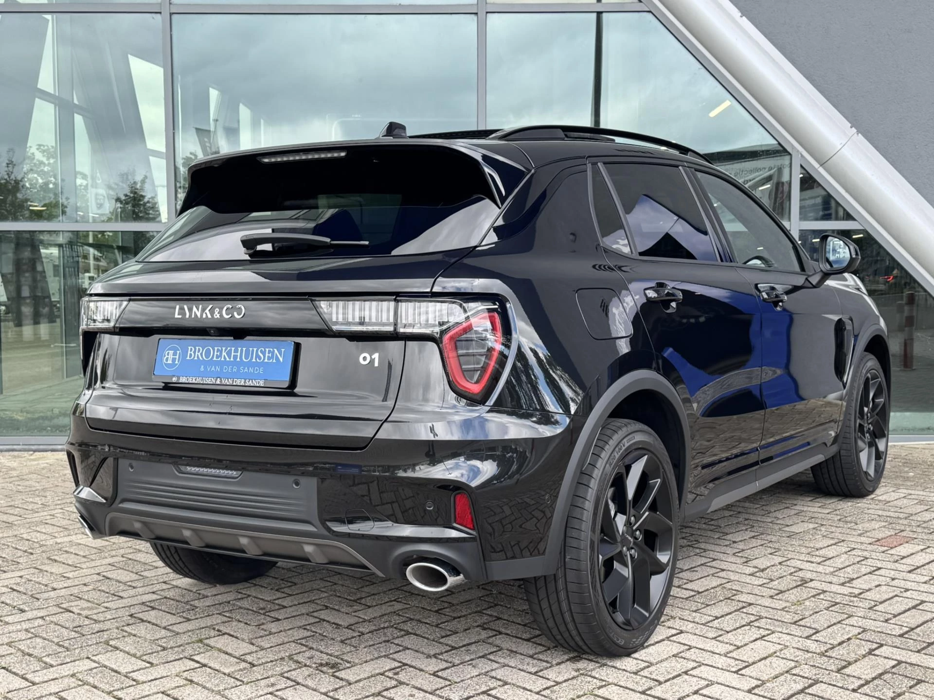 Hoofdafbeelding Lynk & Co 01