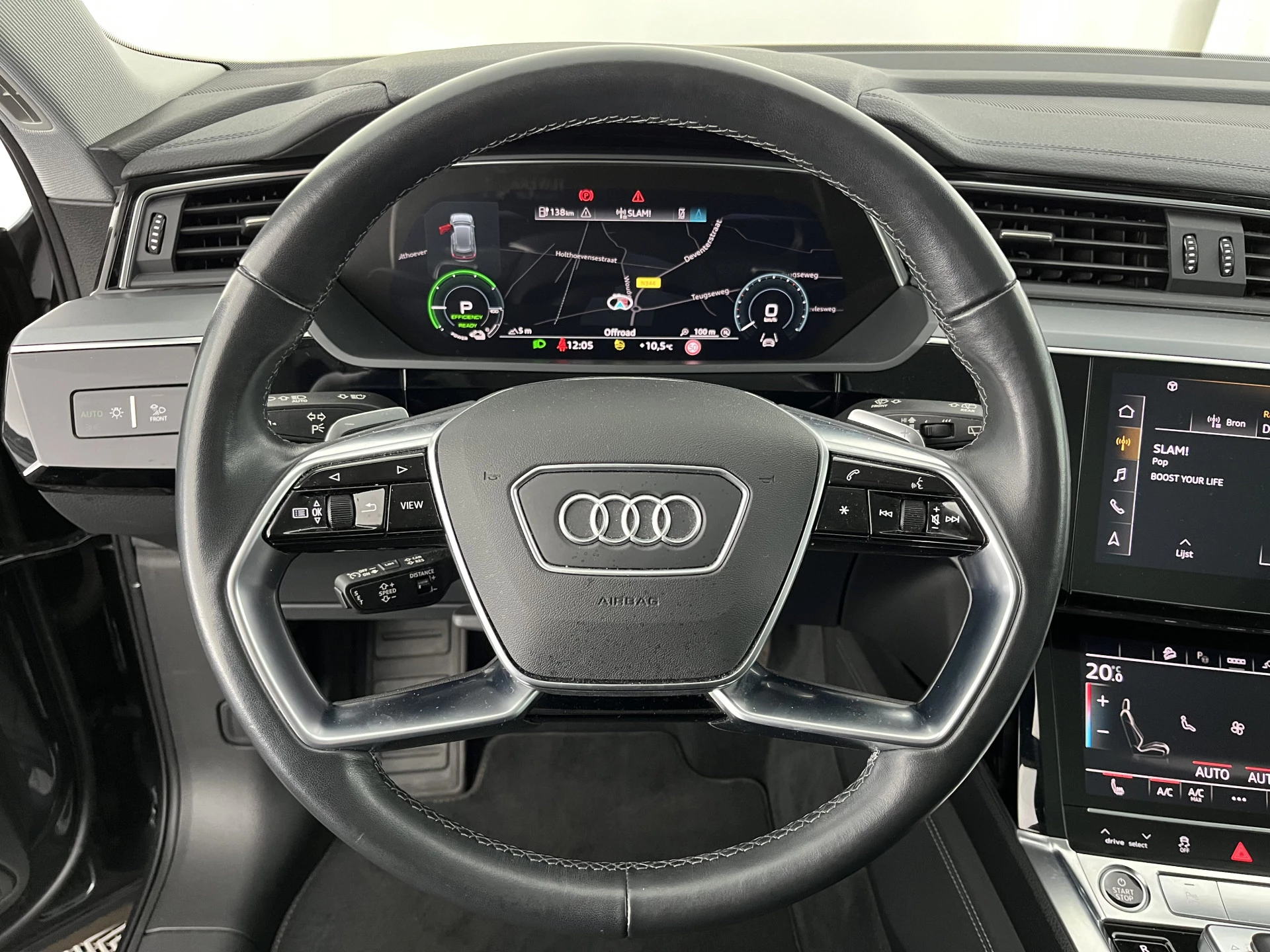 Hoofdafbeelding Audi e-tron