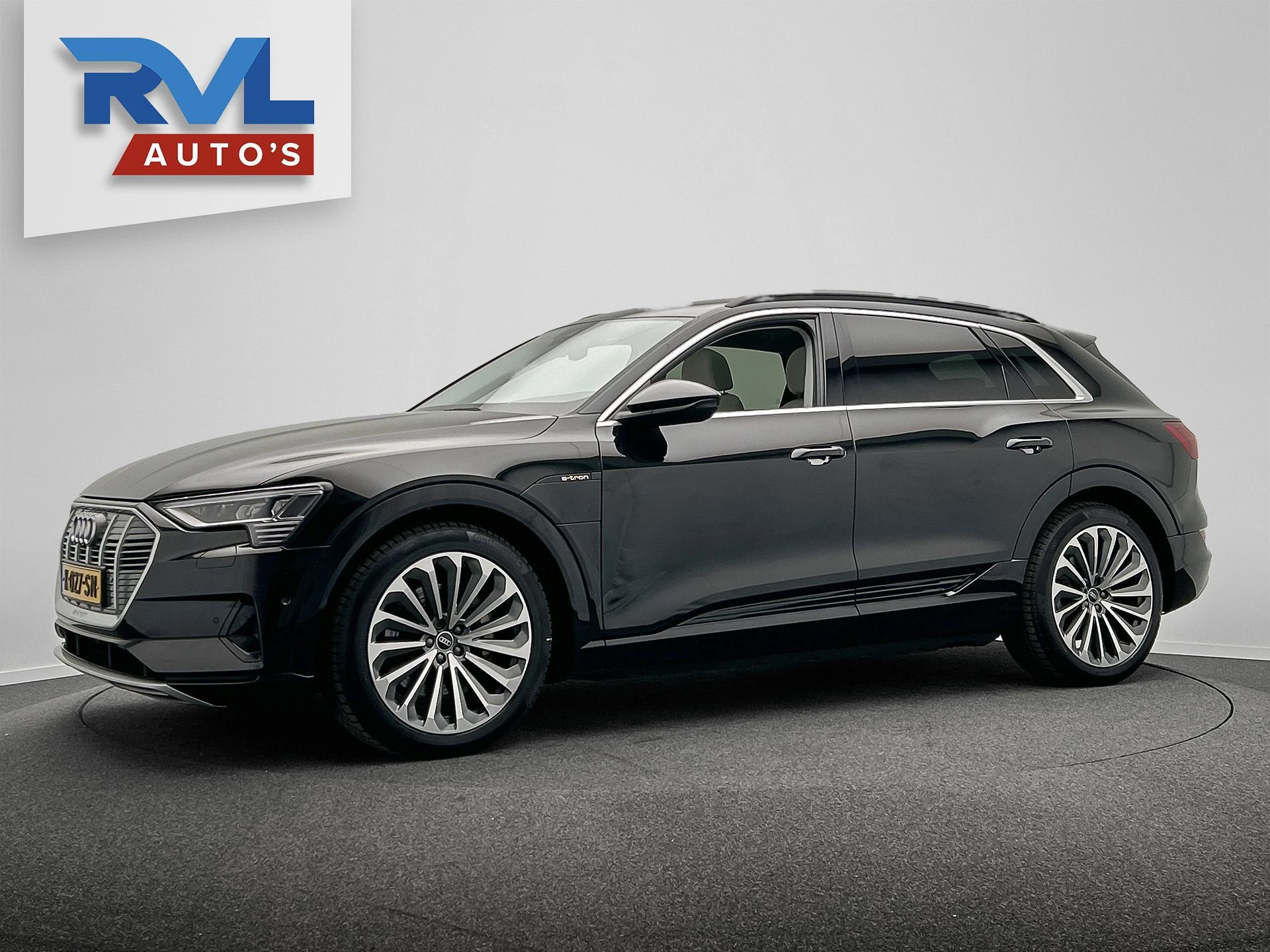 Hoofdafbeelding Audi e-tron