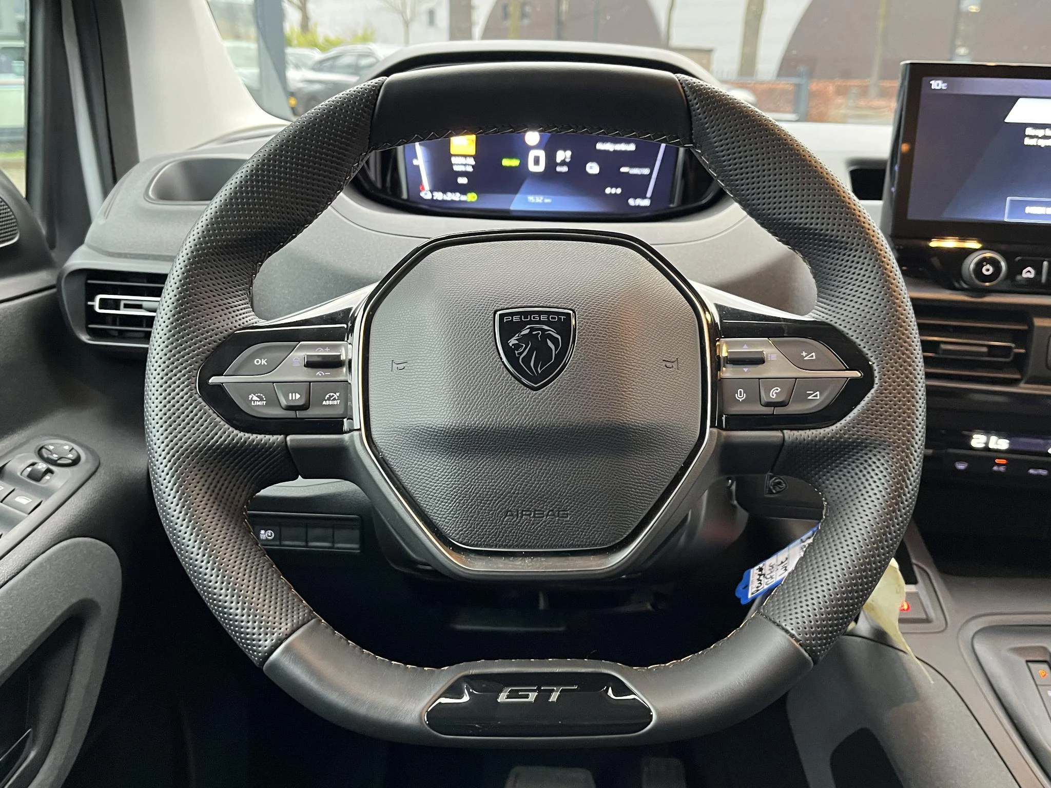 Hoofdafbeelding Peugeot e-Rifter