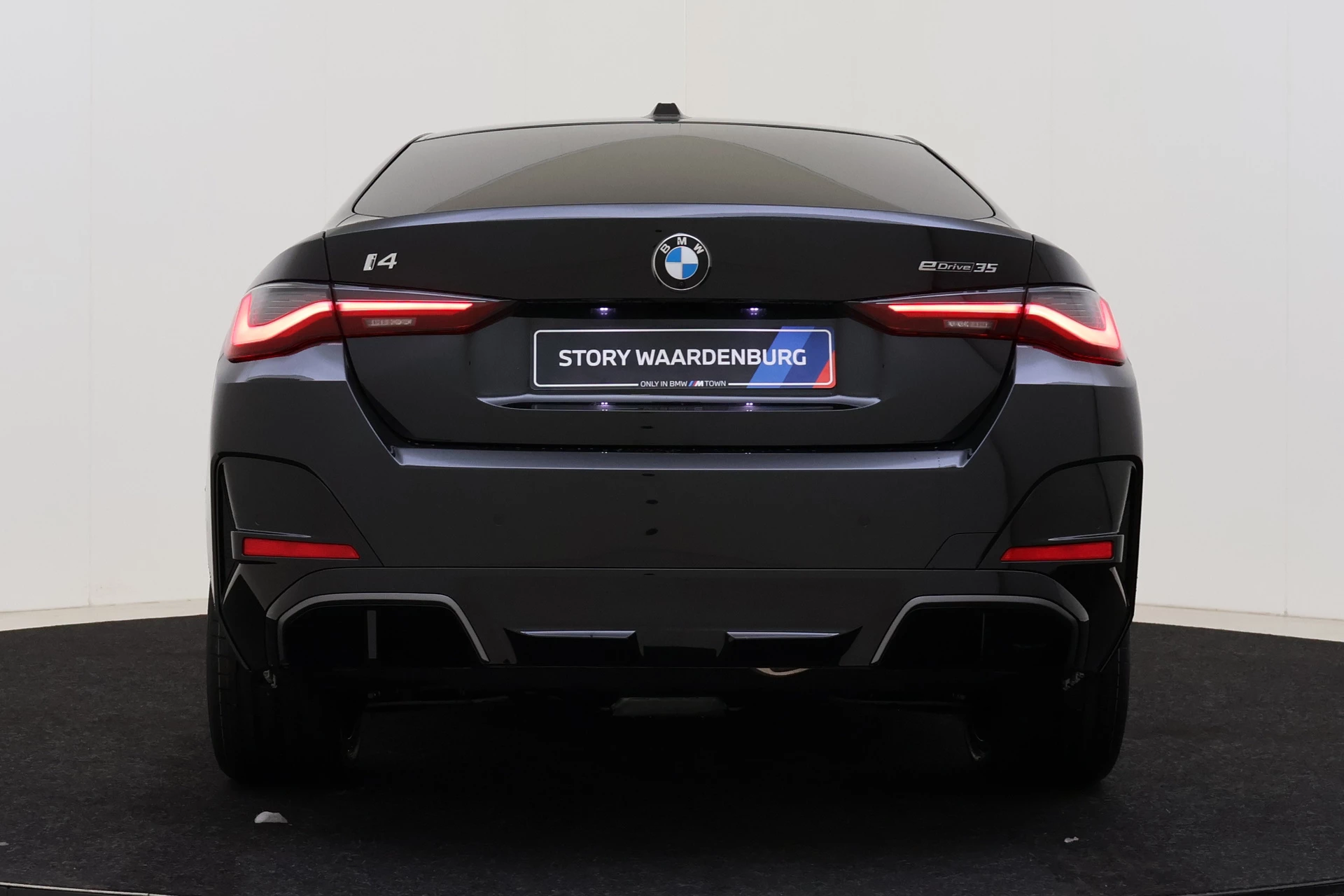 Hoofdafbeelding BMW i4