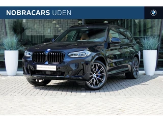 Hoofdafbeelding BMW X3 BMW X3 30e xDrive M Sport Automaat / Panoramadak / Trekhaak / Sportstoelen / Laserlight / Comfort Access / Adaptief onderstel / Stoelverwarming / Parking Assistant Plus / Head-Up / Harman Kardon / Gesture Control