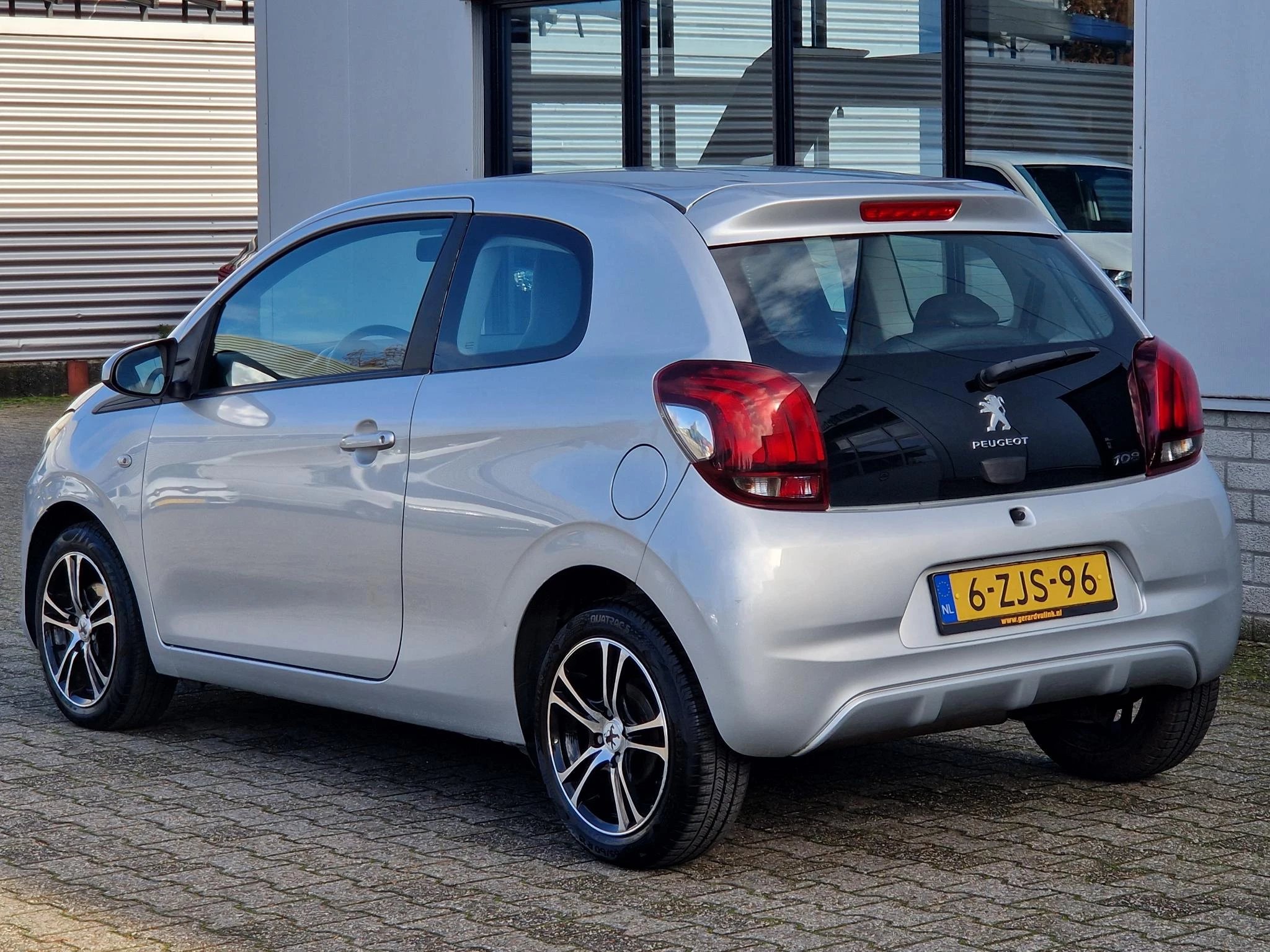 Hoofdafbeelding Peugeot 108