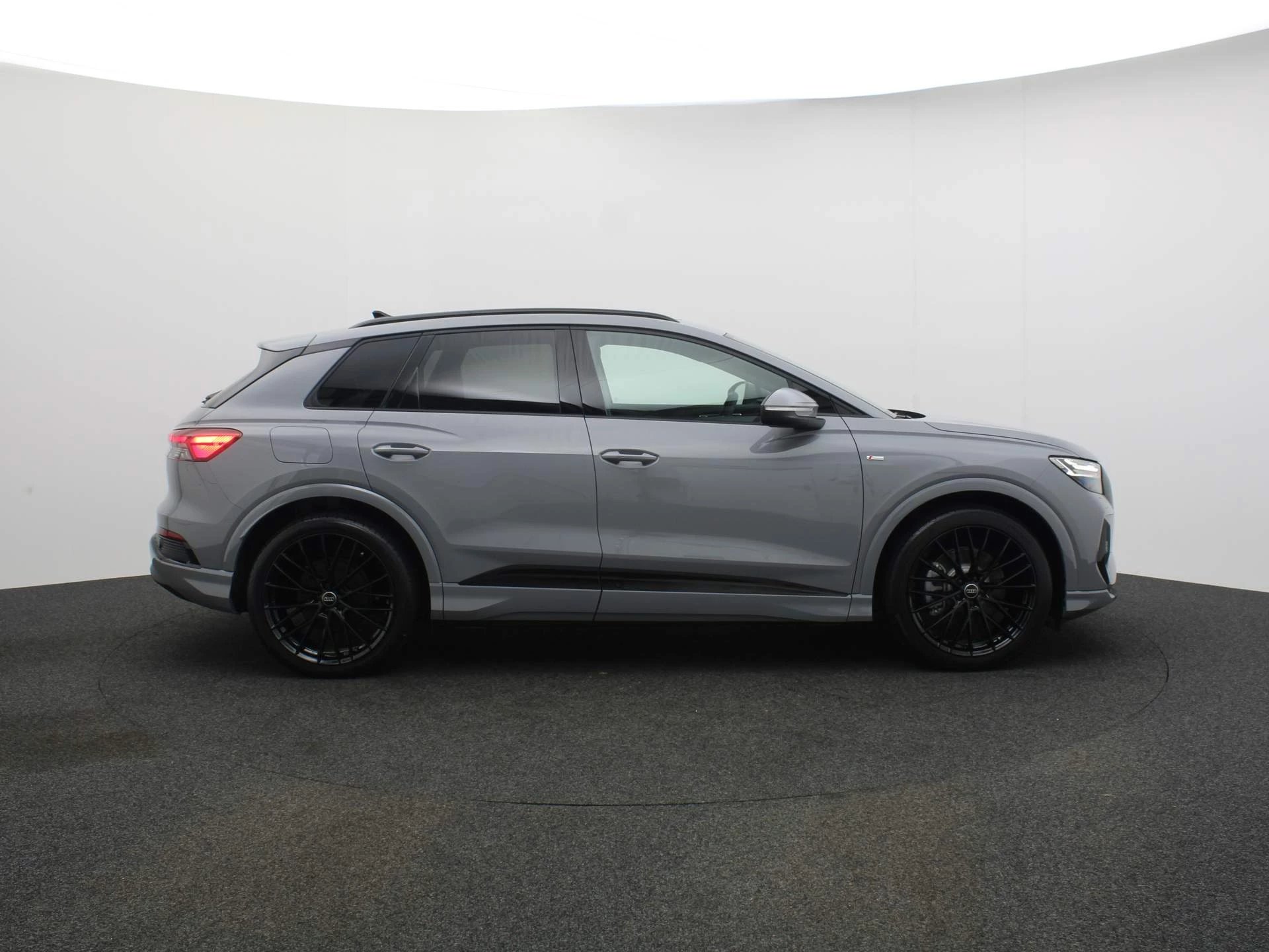 Hoofdafbeelding Audi Q4 e-tron