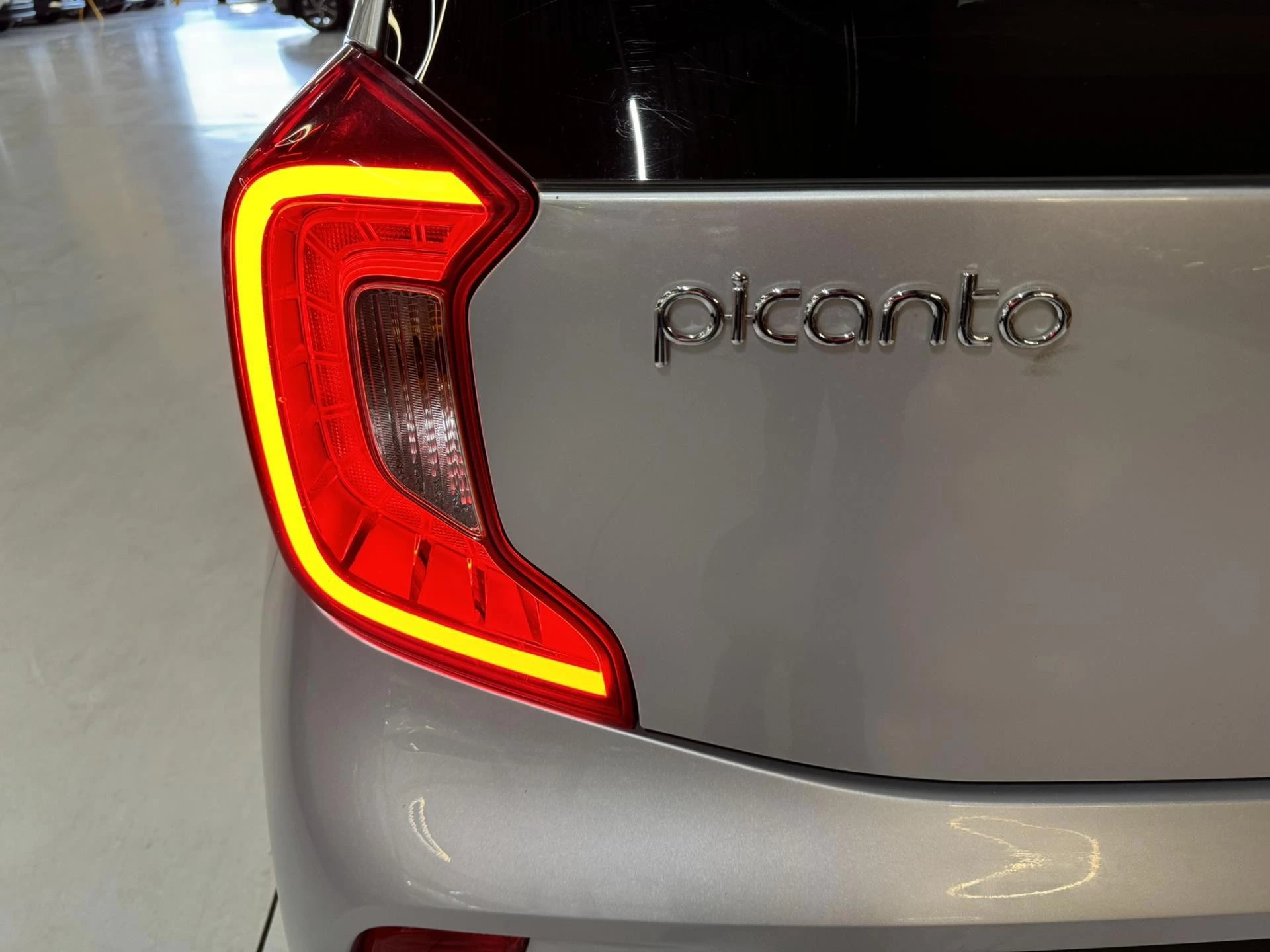 Hoofdafbeelding Kia Picanto