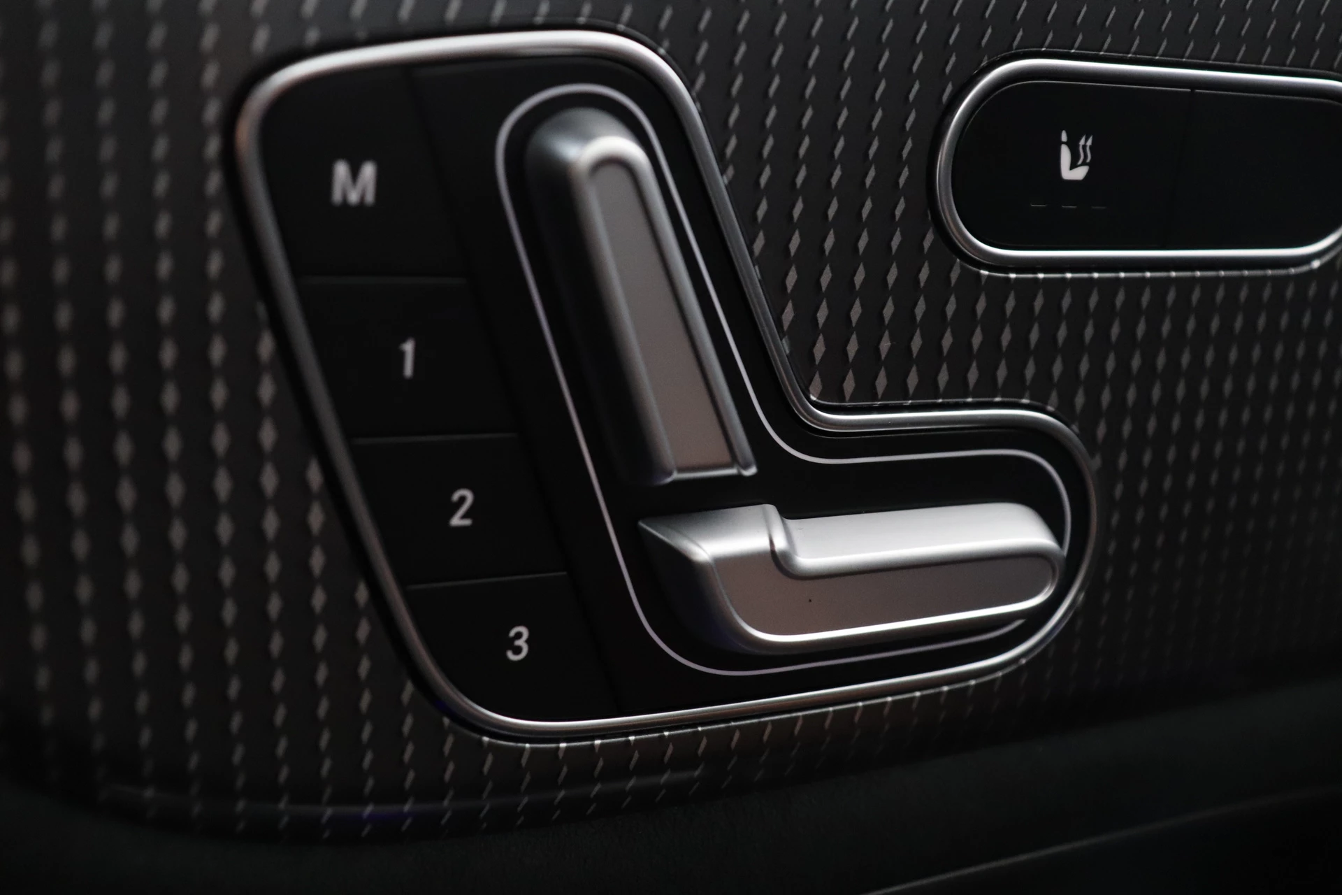 Hoofdafbeelding Mercedes-Benz EQA