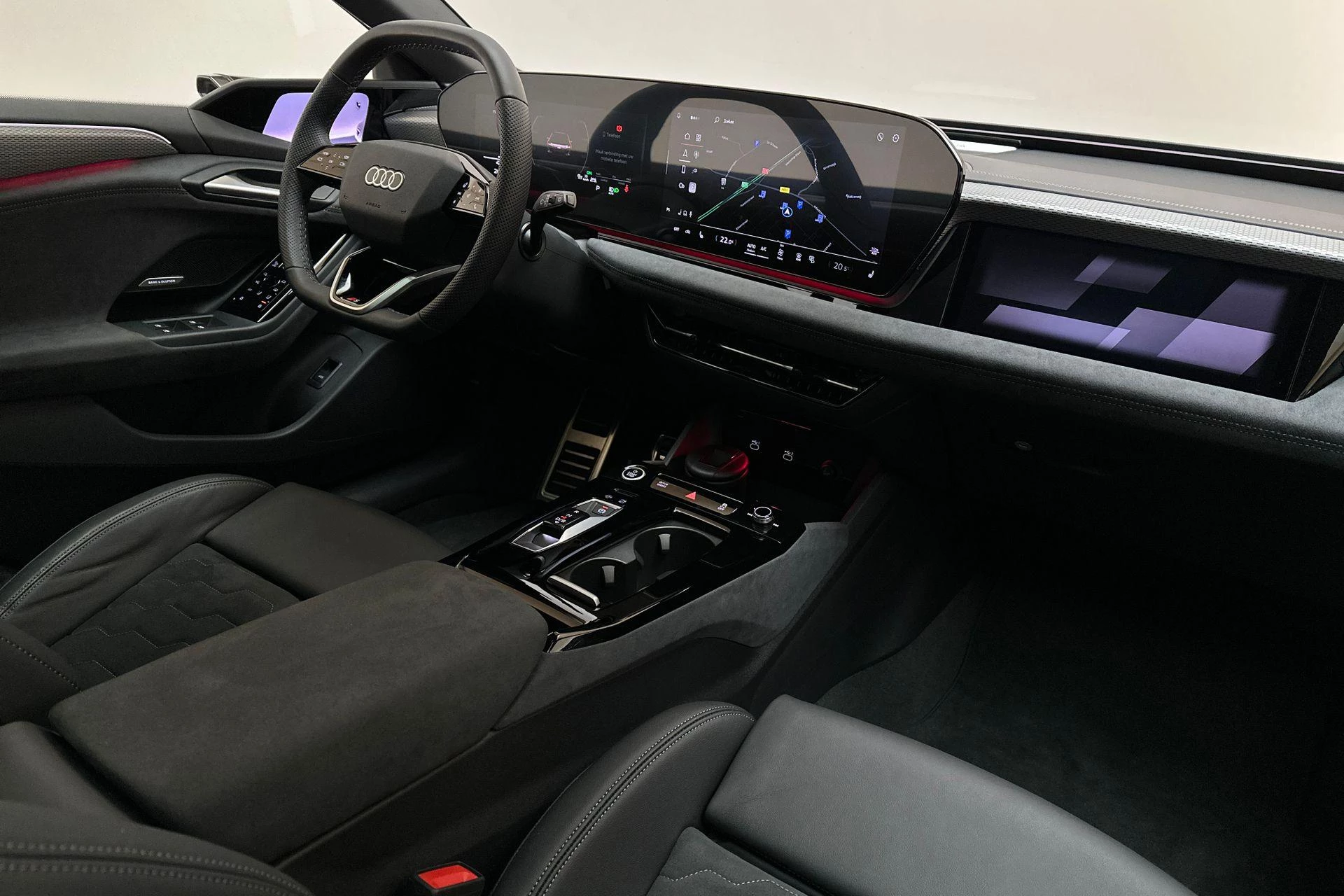 Hoofdafbeelding Audi A6 Avant e-tron