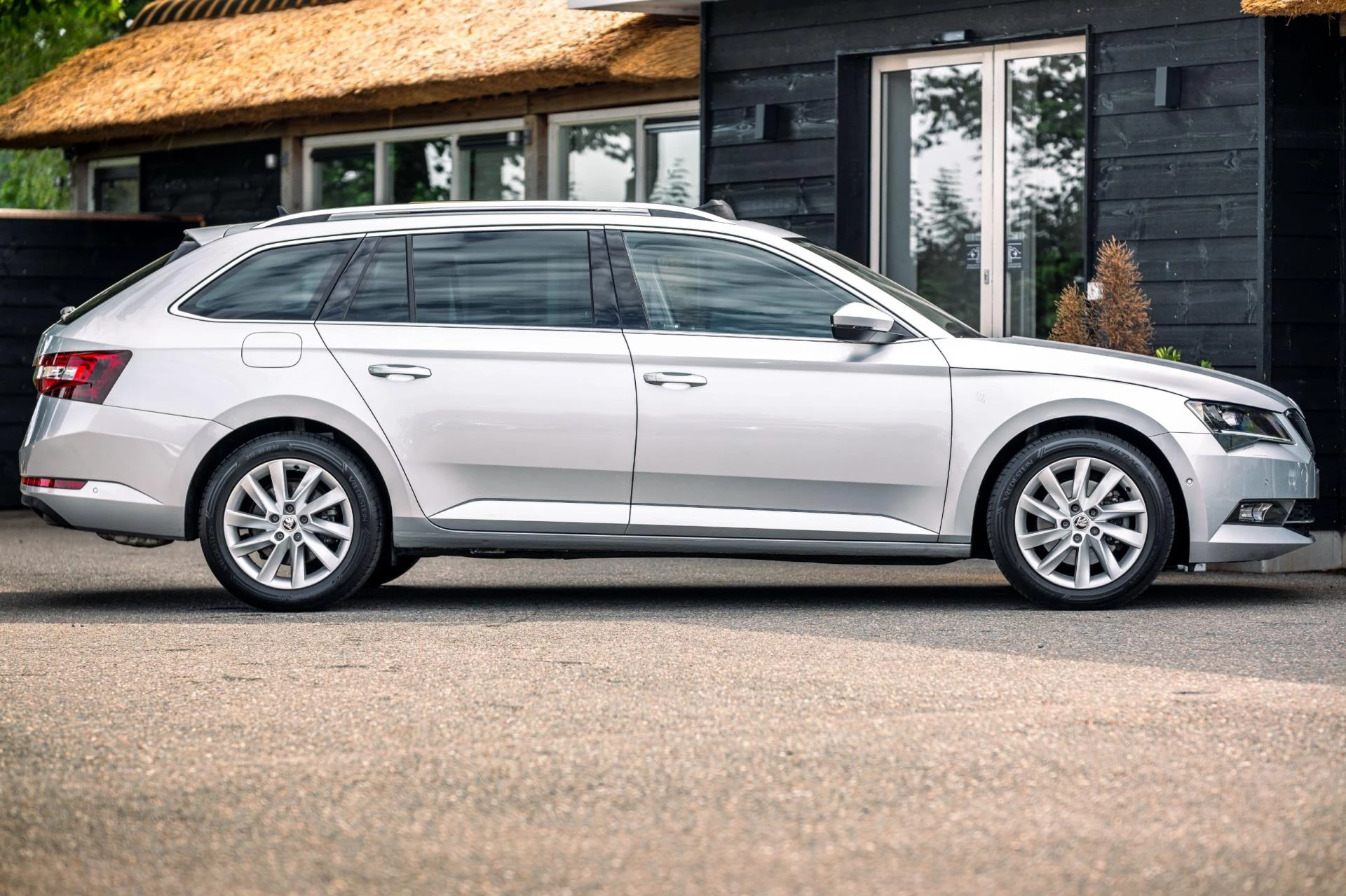 Hoofdafbeelding Škoda Superb