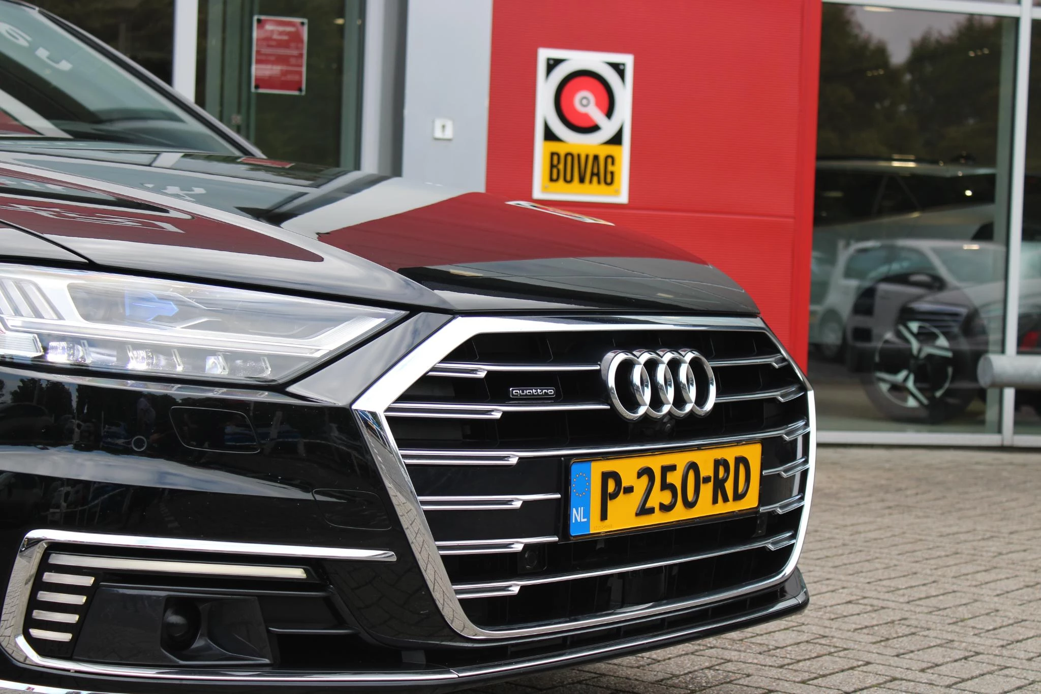 Hoofdafbeelding Audi A8