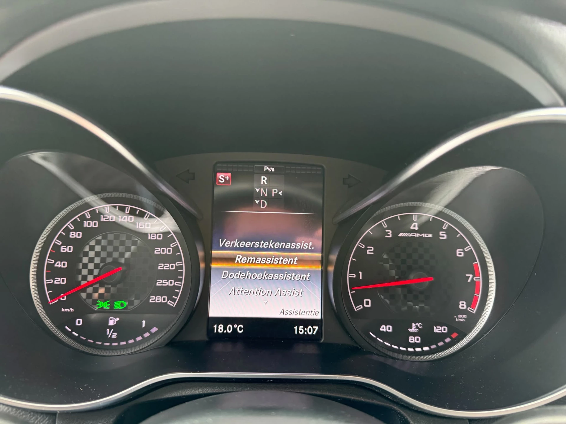 Hoofdafbeelding Mercedes-Benz GLC