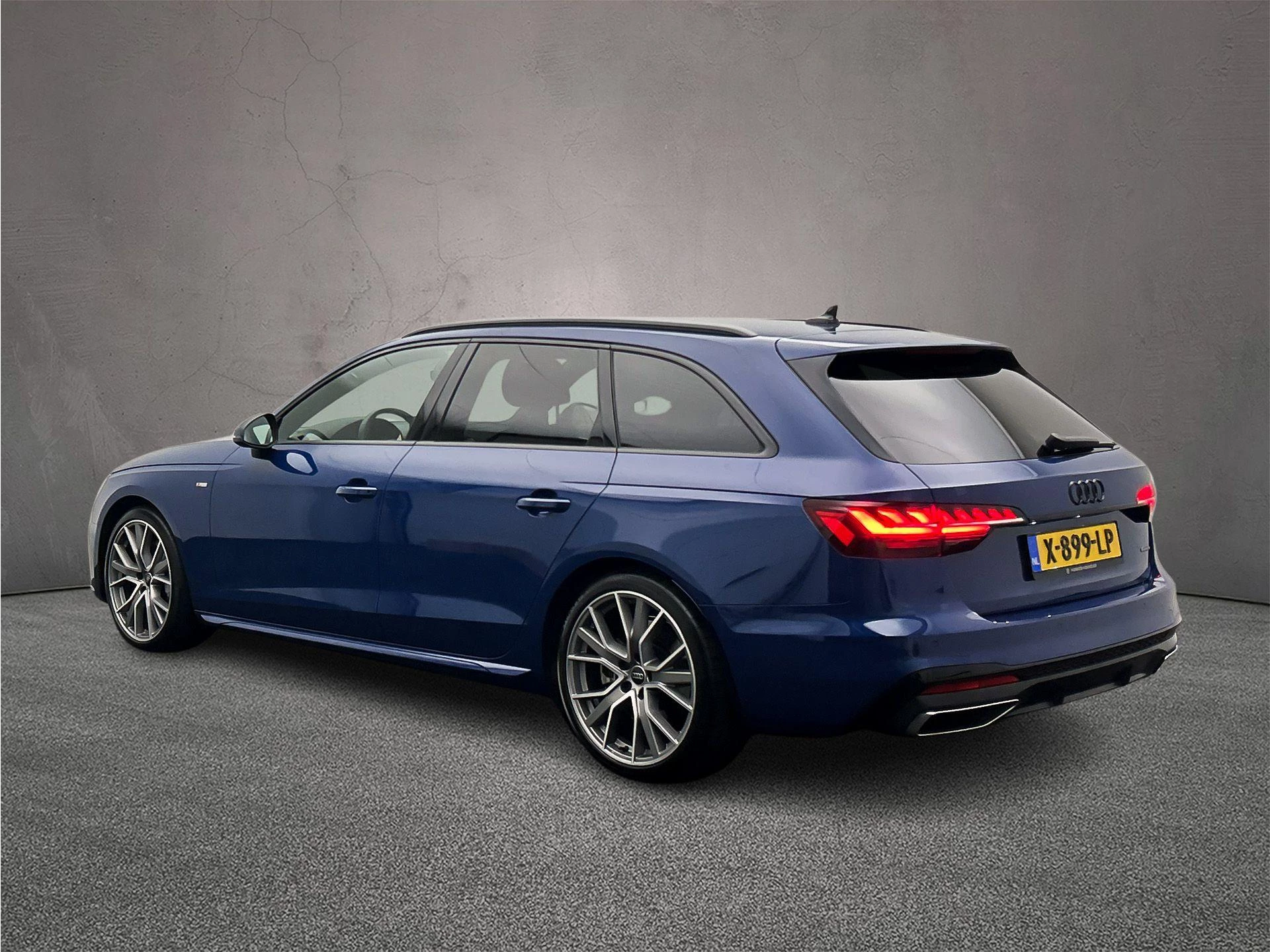 Hoofdafbeelding Audi A4