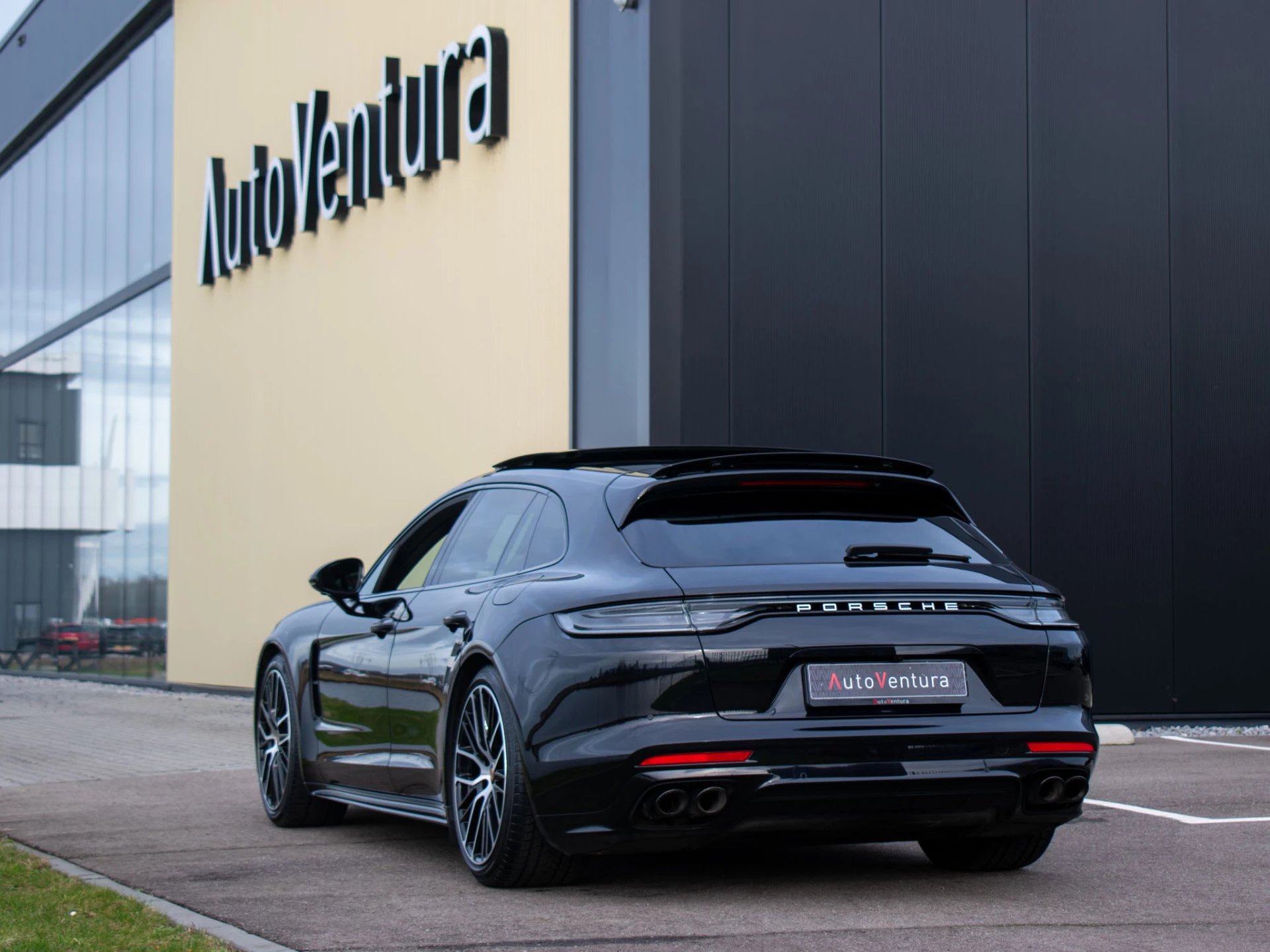 Hoofdafbeelding Porsche Panamera