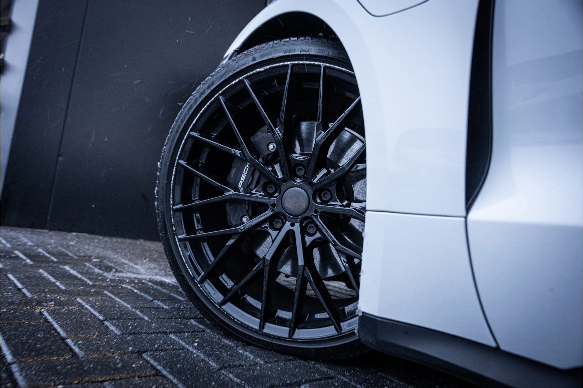 Hoofdafbeelding Porsche Taycan