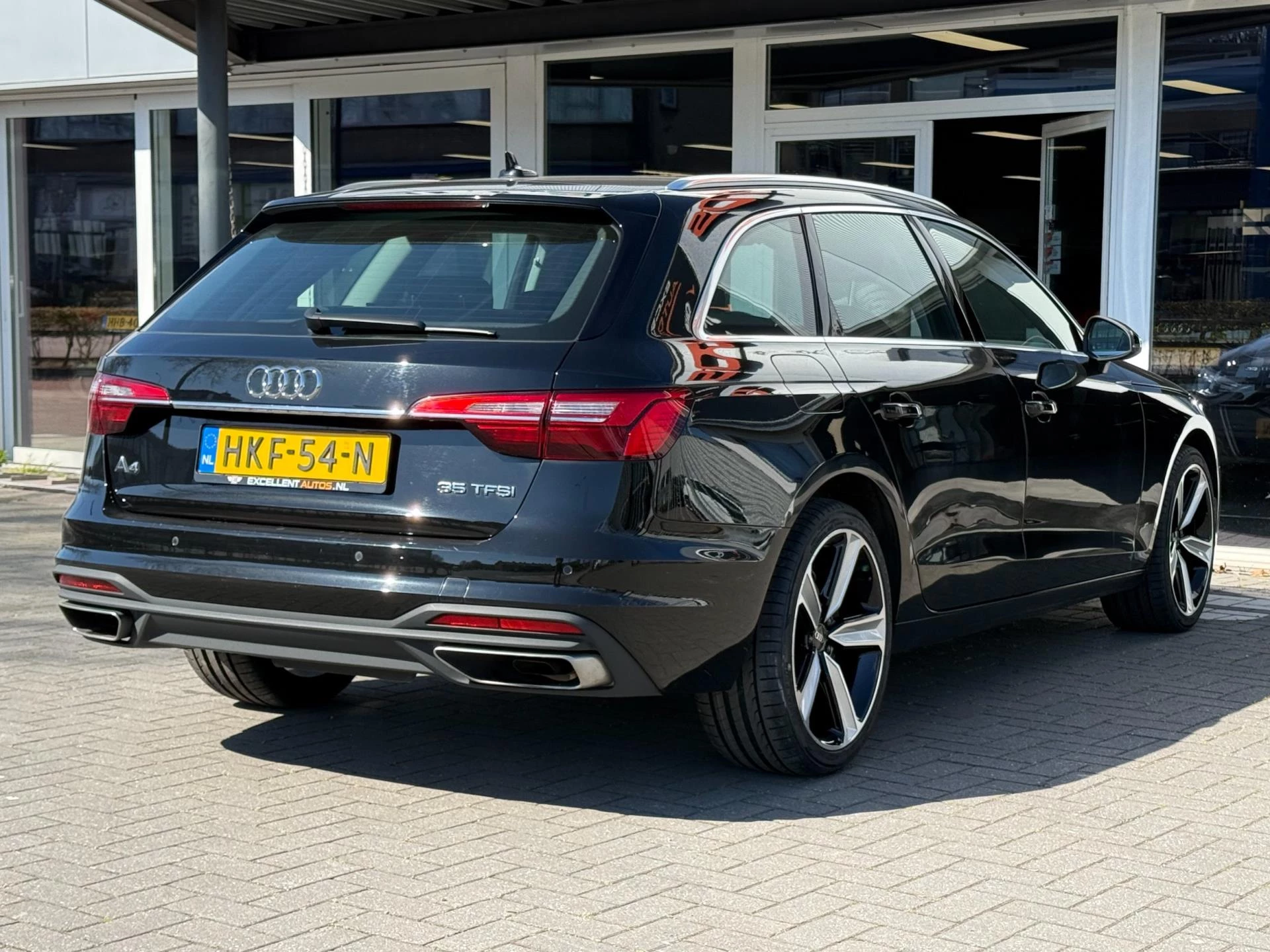 Hoofdafbeelding Audi A4
