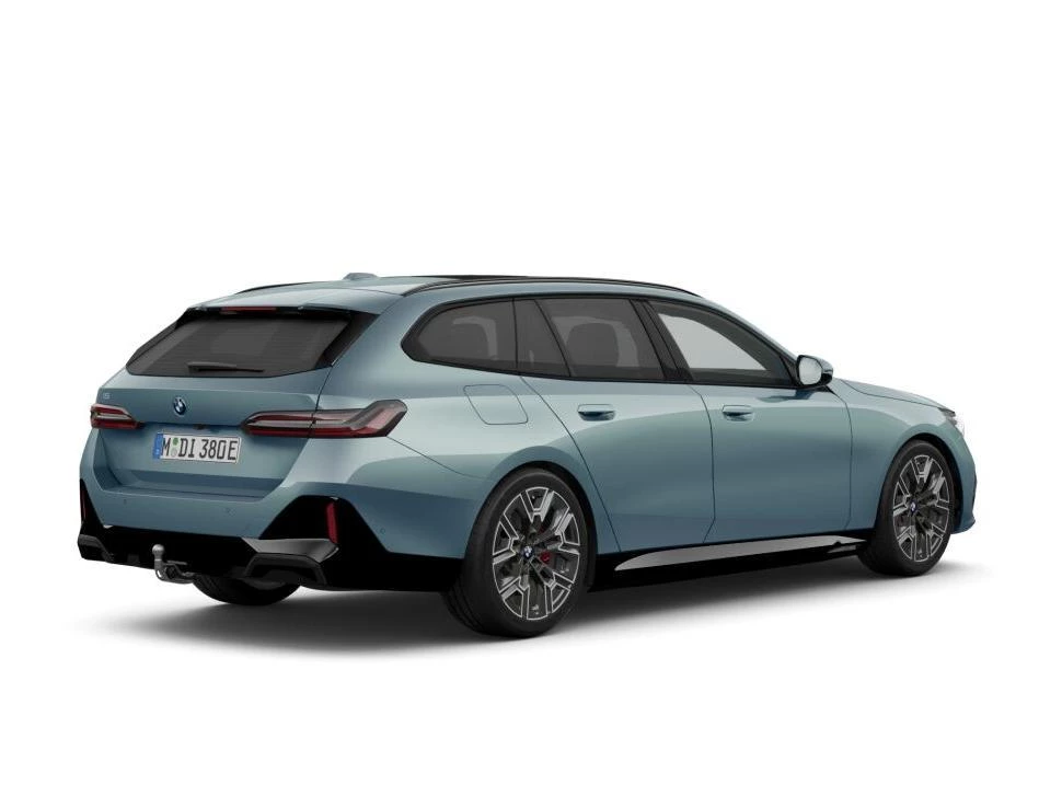 Hoofdafbeelding BMW i5