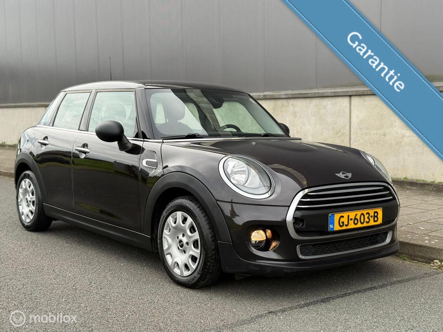 Hoofdafbeelding MINI One