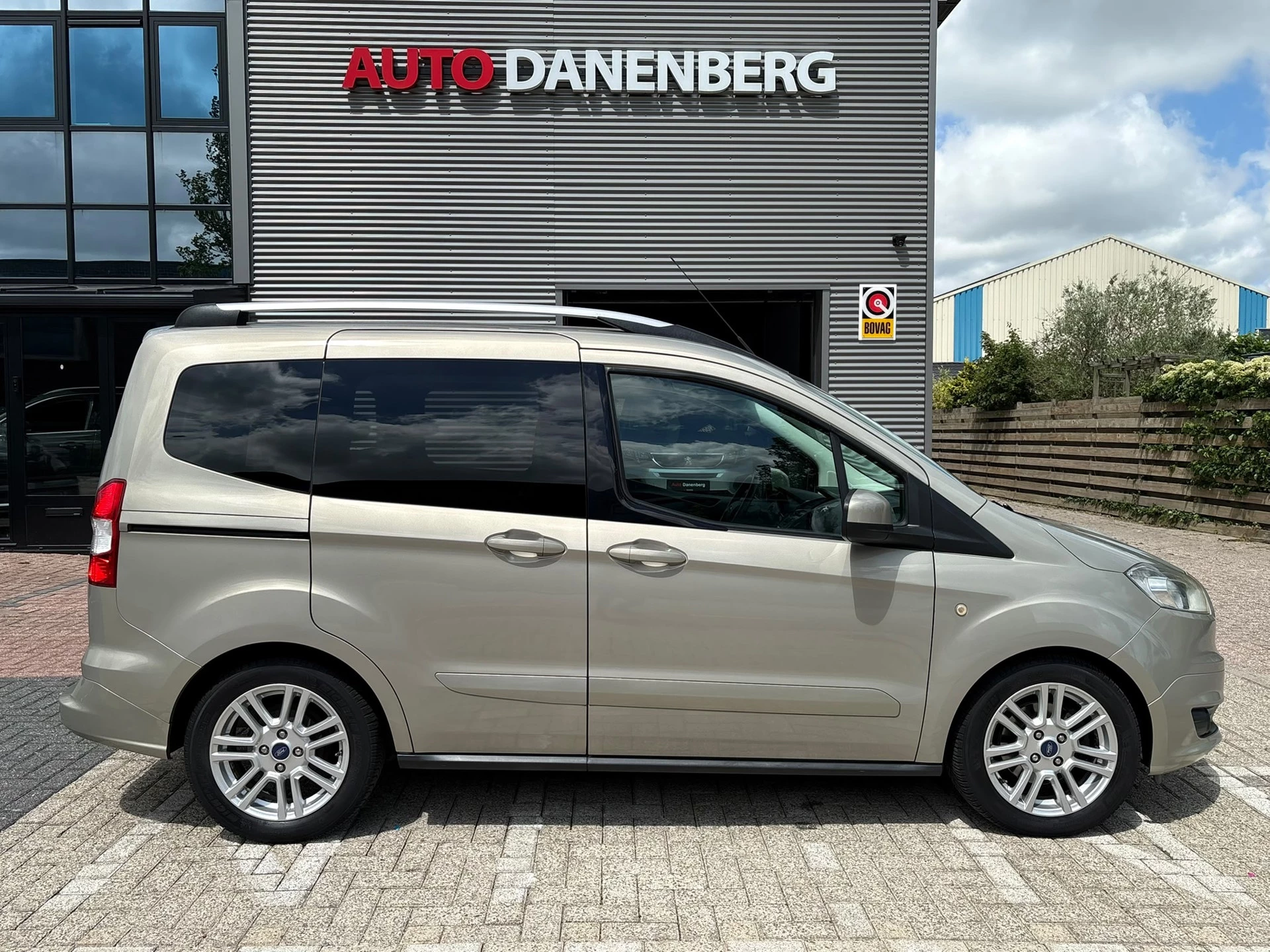 Hoofdafbeelding Ford Tourneo Courier