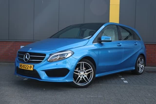 Hoofdafbeelding Mercedes-Benz B-Klasse Mercedes-Benz B-Klasse 180 Ambition Automaat | panorama | nav | NAP AMG uit