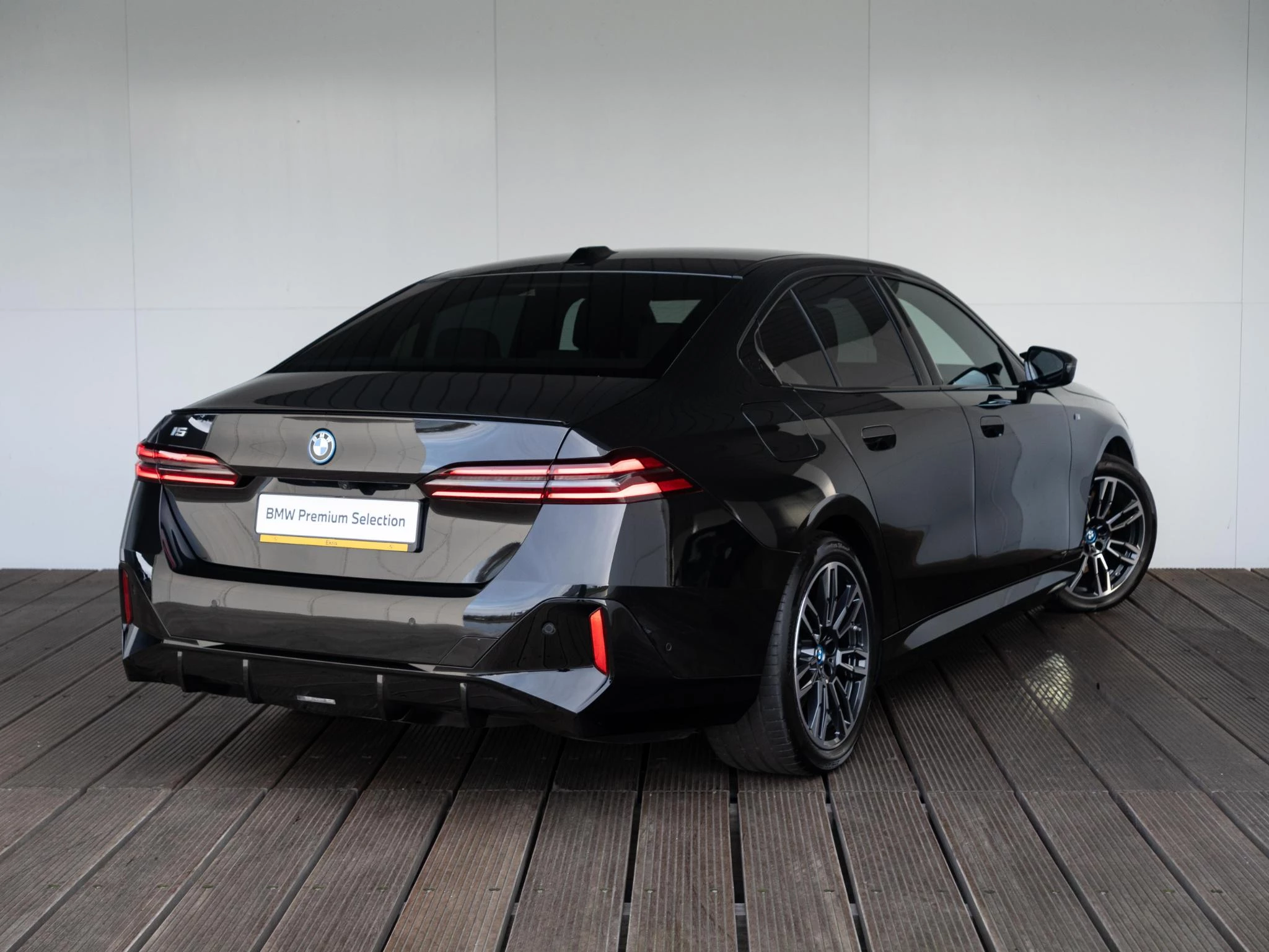 Hoofdafbeelding BMW i5