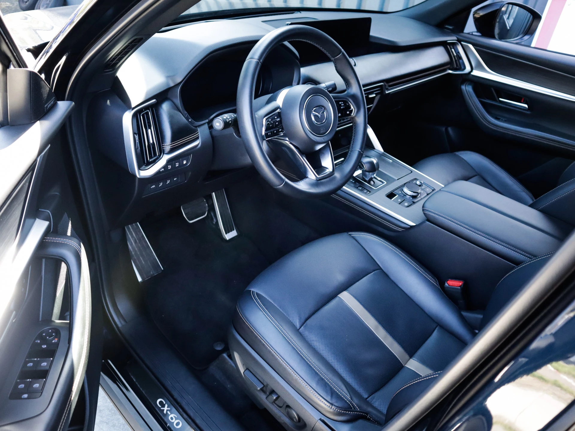 Hoofdafbeelding Mazda CX-60