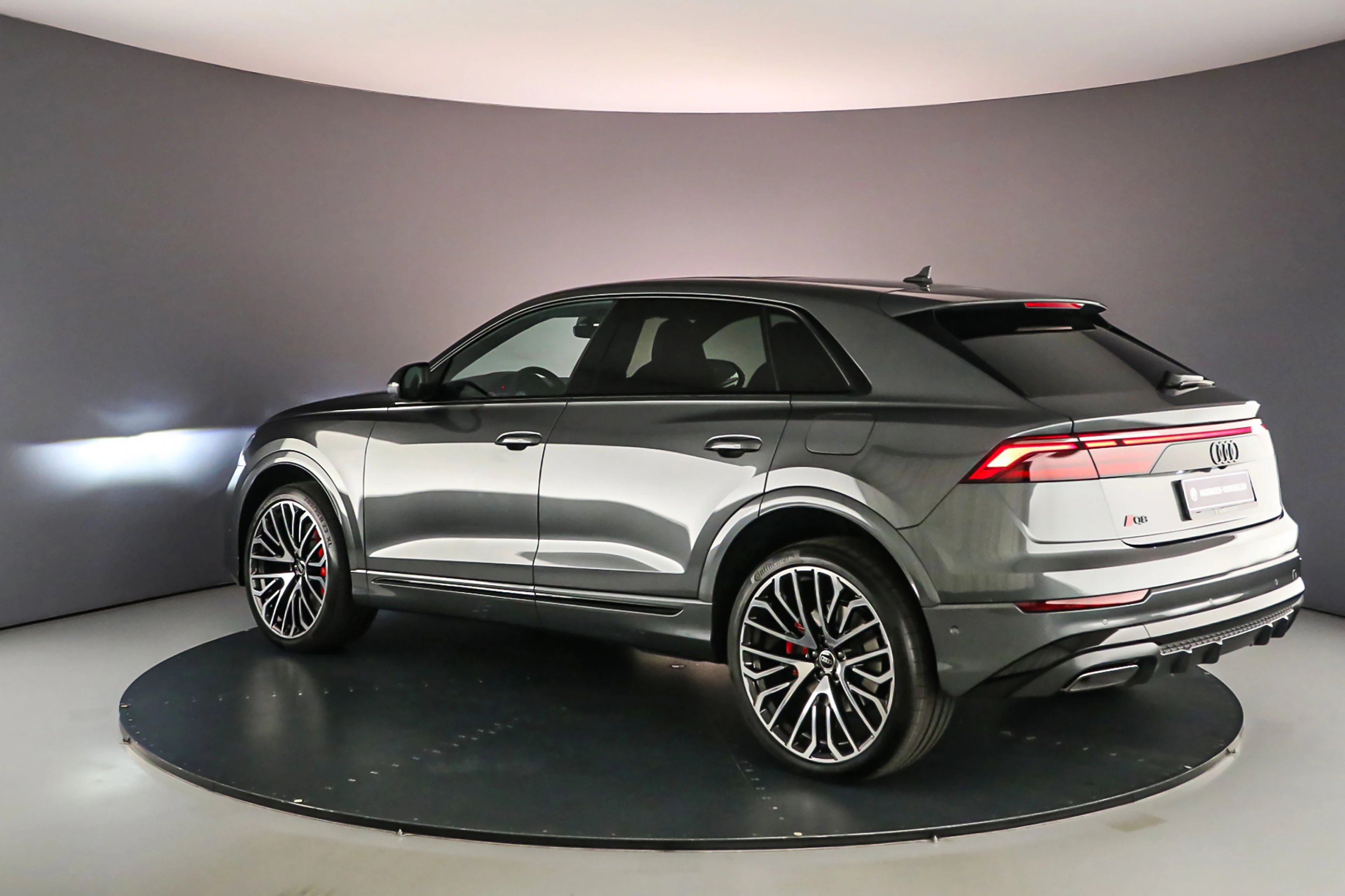 Hoofdafbeelding Audi Q8