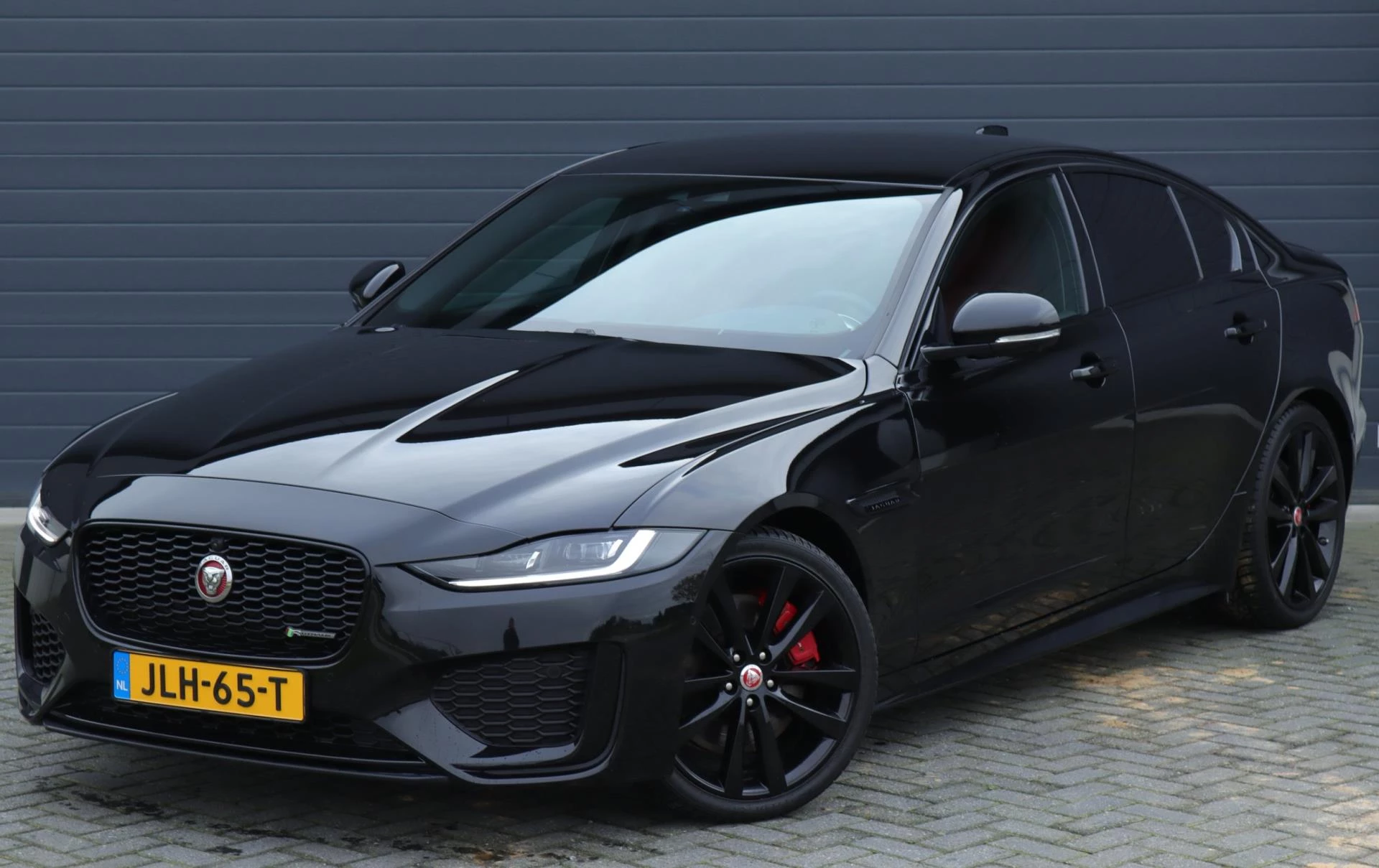 Hoofdafbeelding Jaguar XE