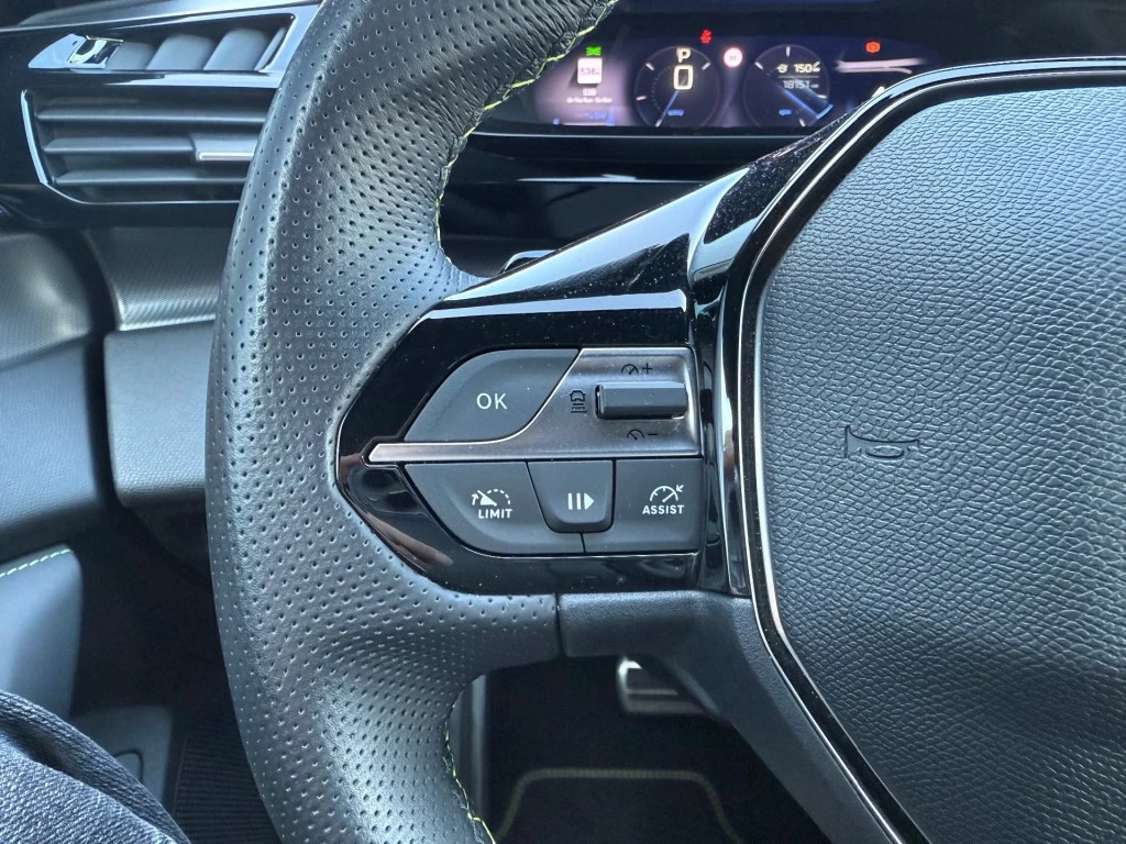 Hoofdafbeelding Peugeot 408