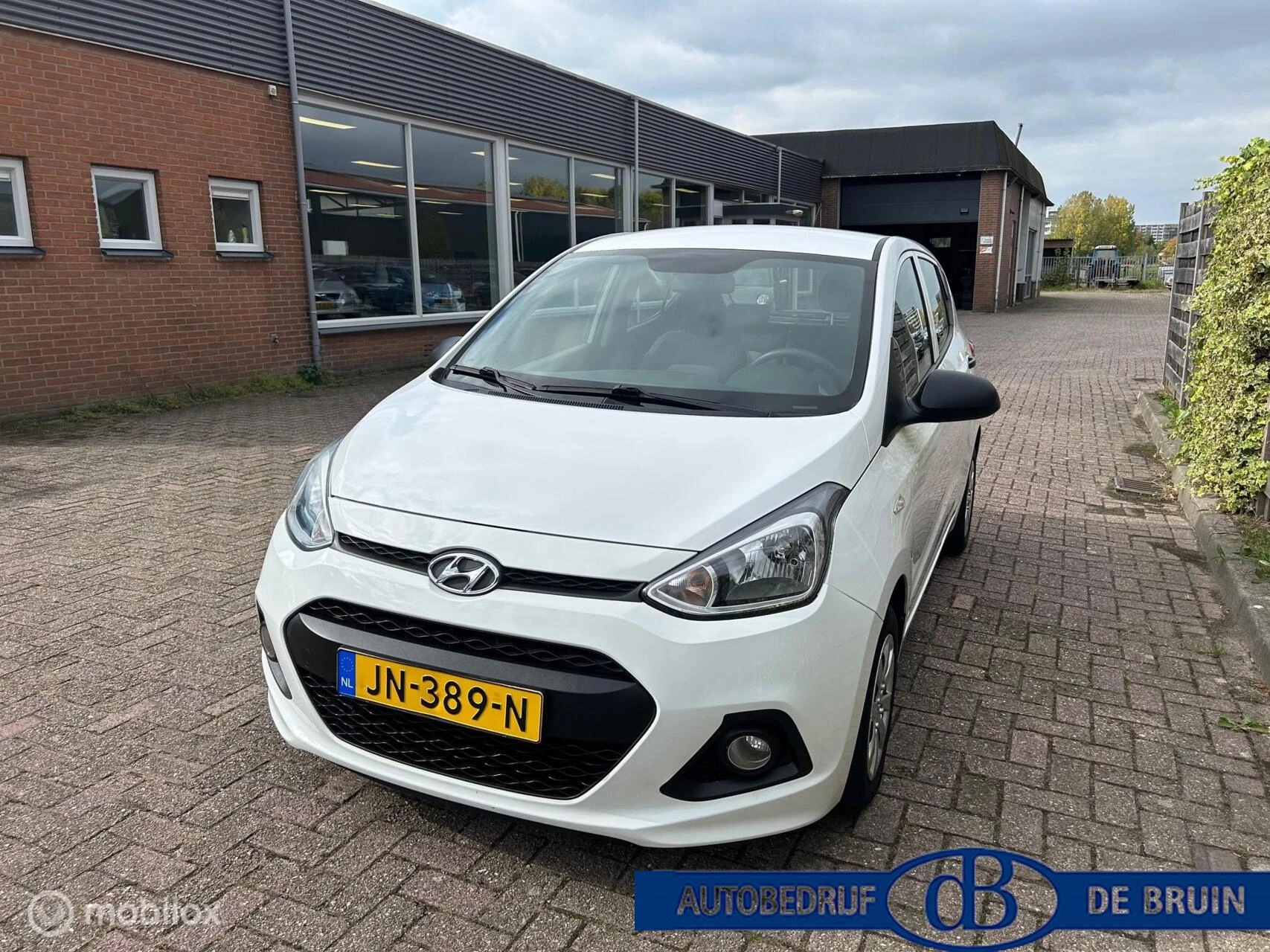 Hoofdafbeelding Hyundai i10